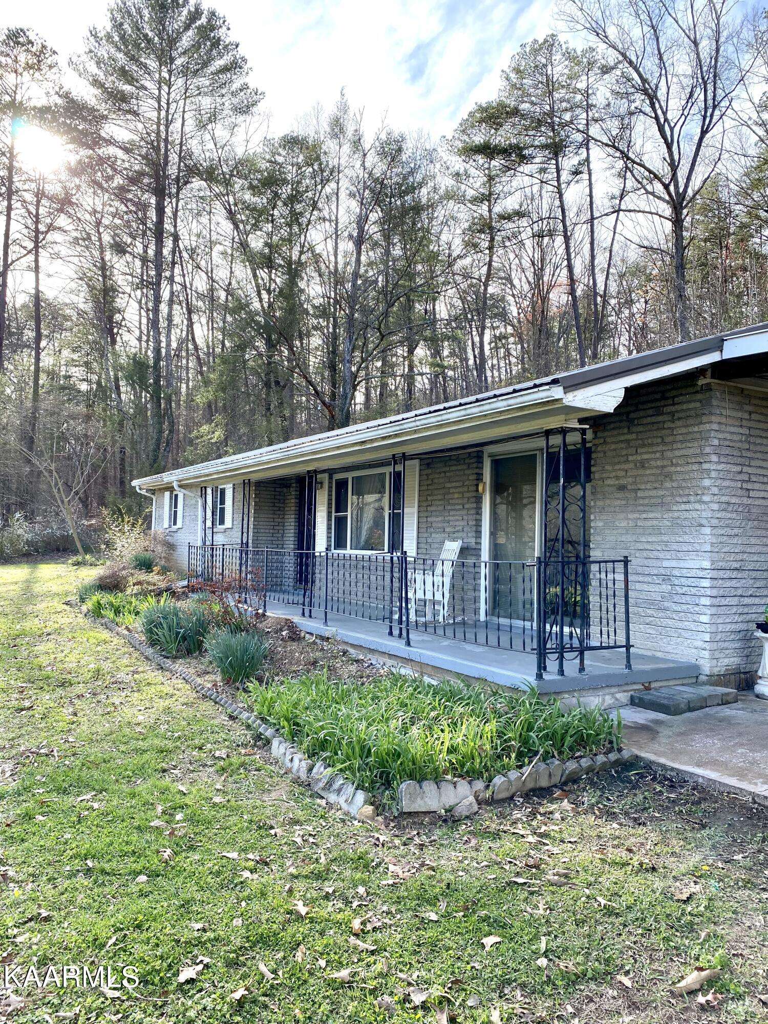 Tellico Plains, TN 37385,356 Steer Creek Rd