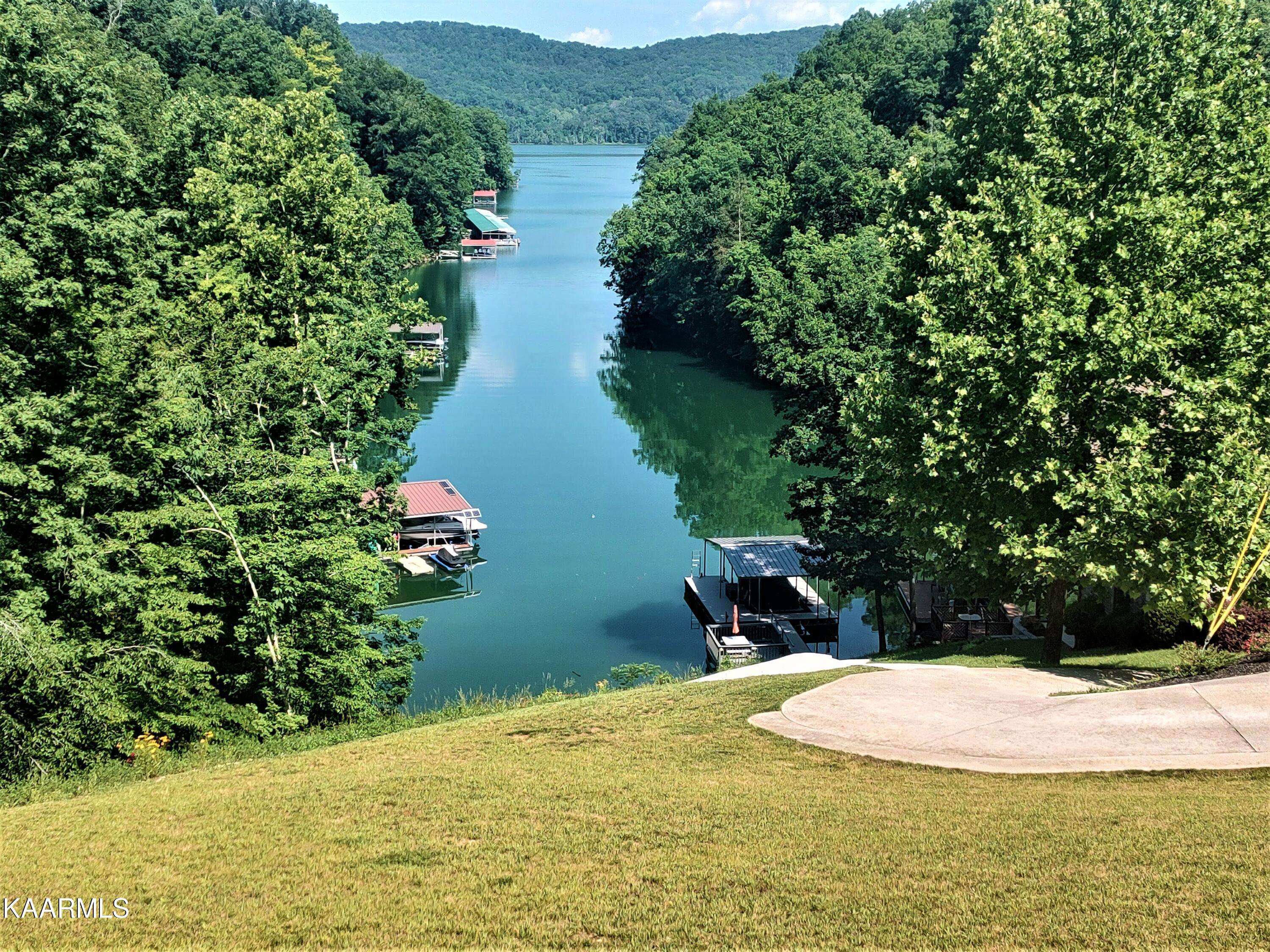 Maynardville, TN 37807,600 Emerald Cove WAY