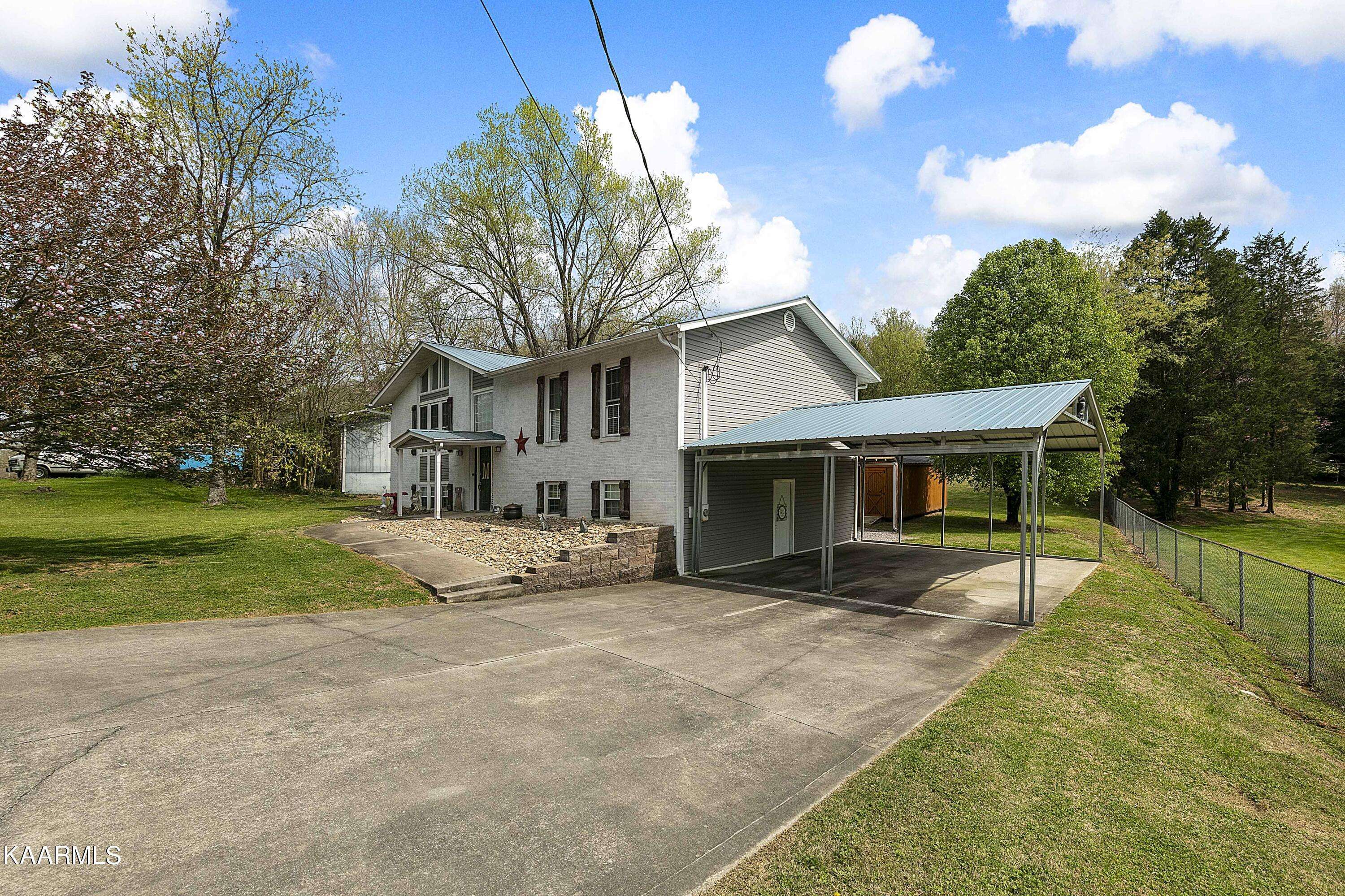 Heiskell, TN 37754,2001 Wolfe Valley Rd