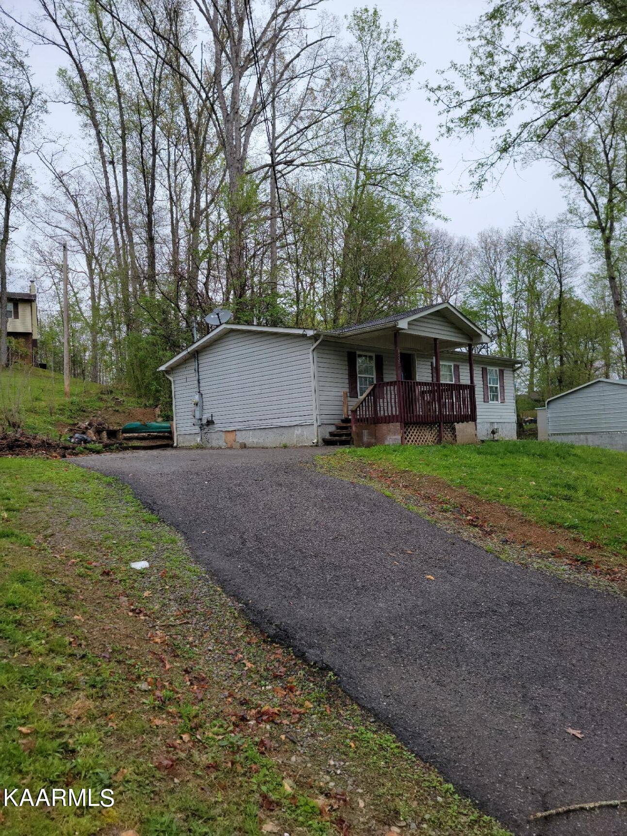 Oliver Springs, TN 37840,132 Forest Rd