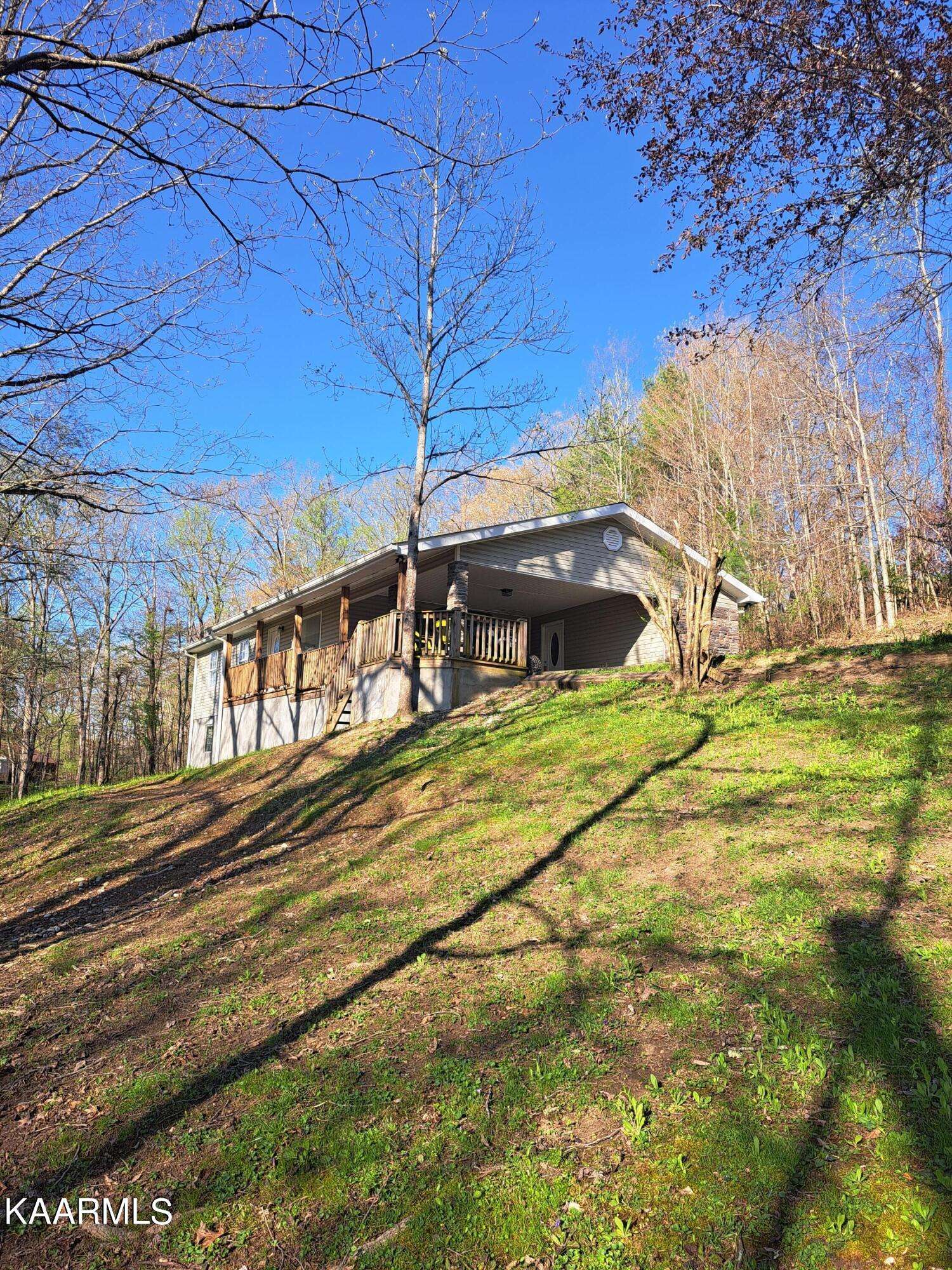 Oneida, TN 37841,543 Skyline DR