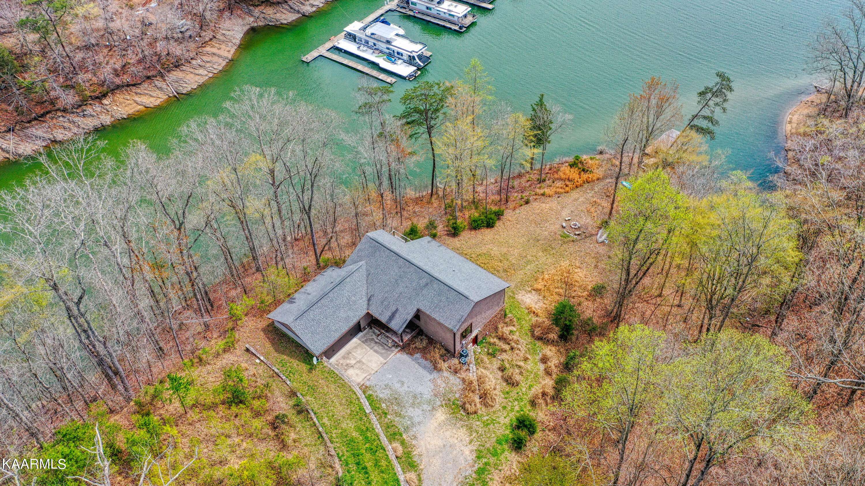 New Tazewell, TN 37825,671 Mountain Shores Rd