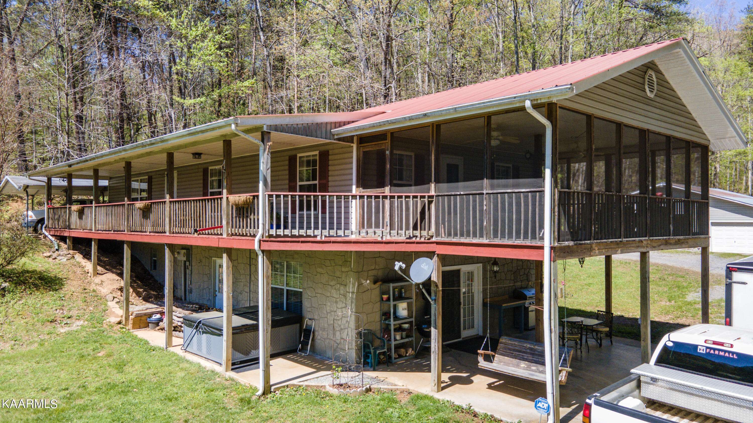 Tellico Plains, TN 37385,1311 Reagan Valley Road Rd