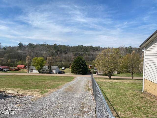 Greenback, TN 37742,937 Cloyds Church Rd