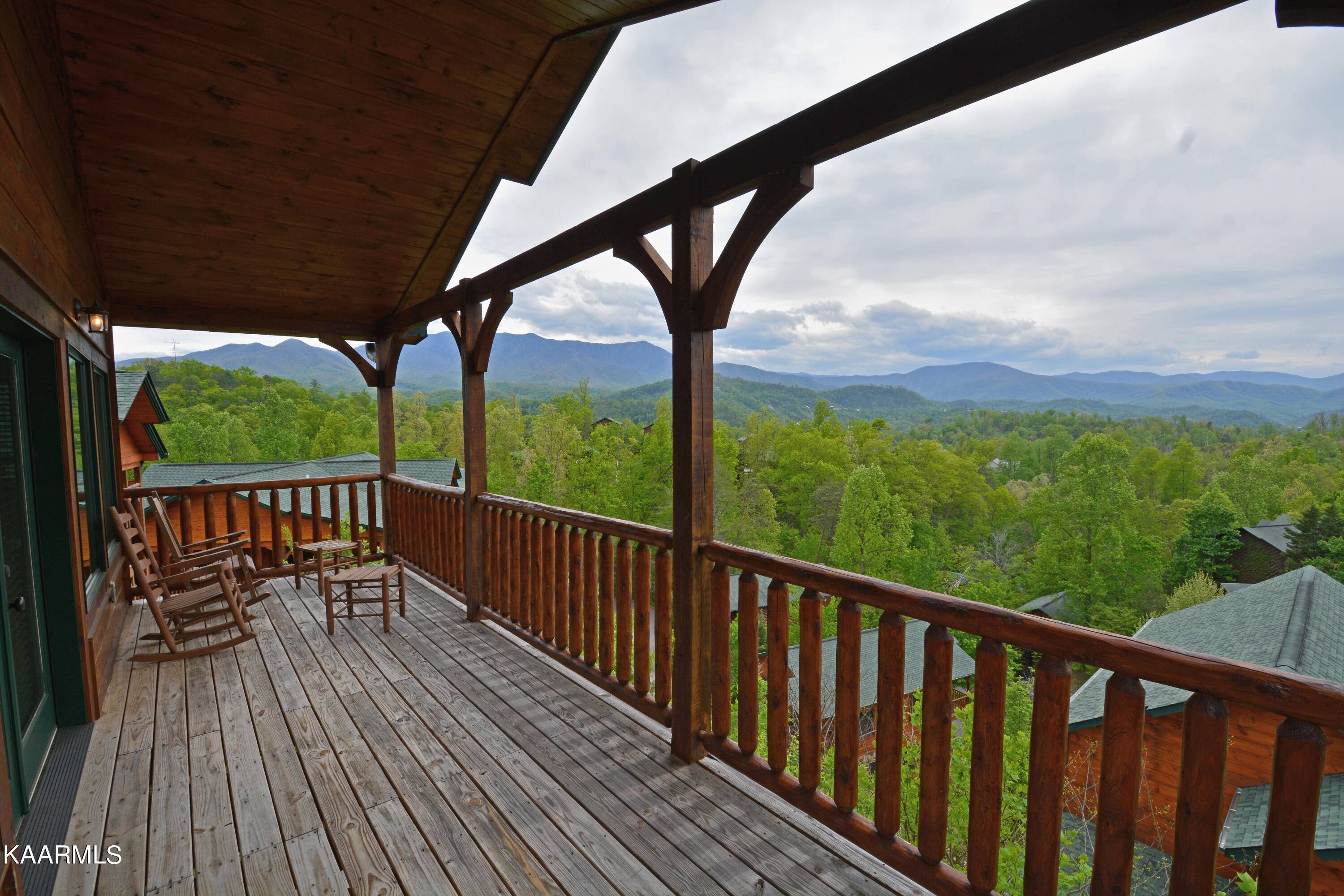 Gatlinburg, TN 37738,880 Great Smoky WAY