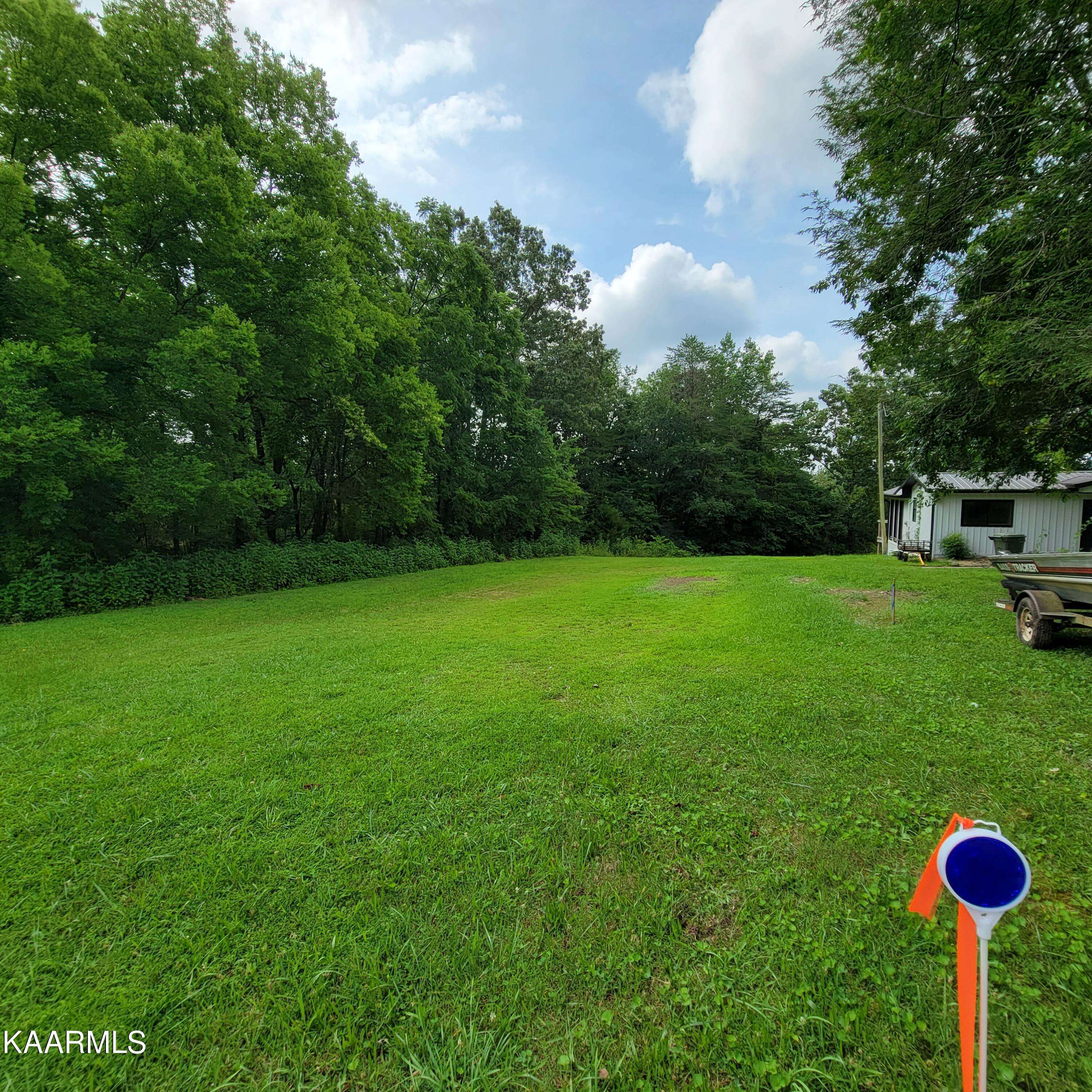 Harriman, TN 37748,910 Skyline DR