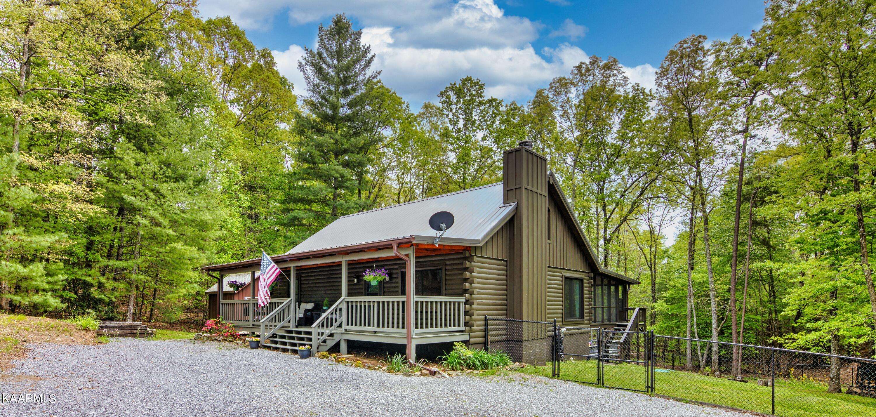 Tellico Plains, TN 37385,784 Cooper Hollow Rd