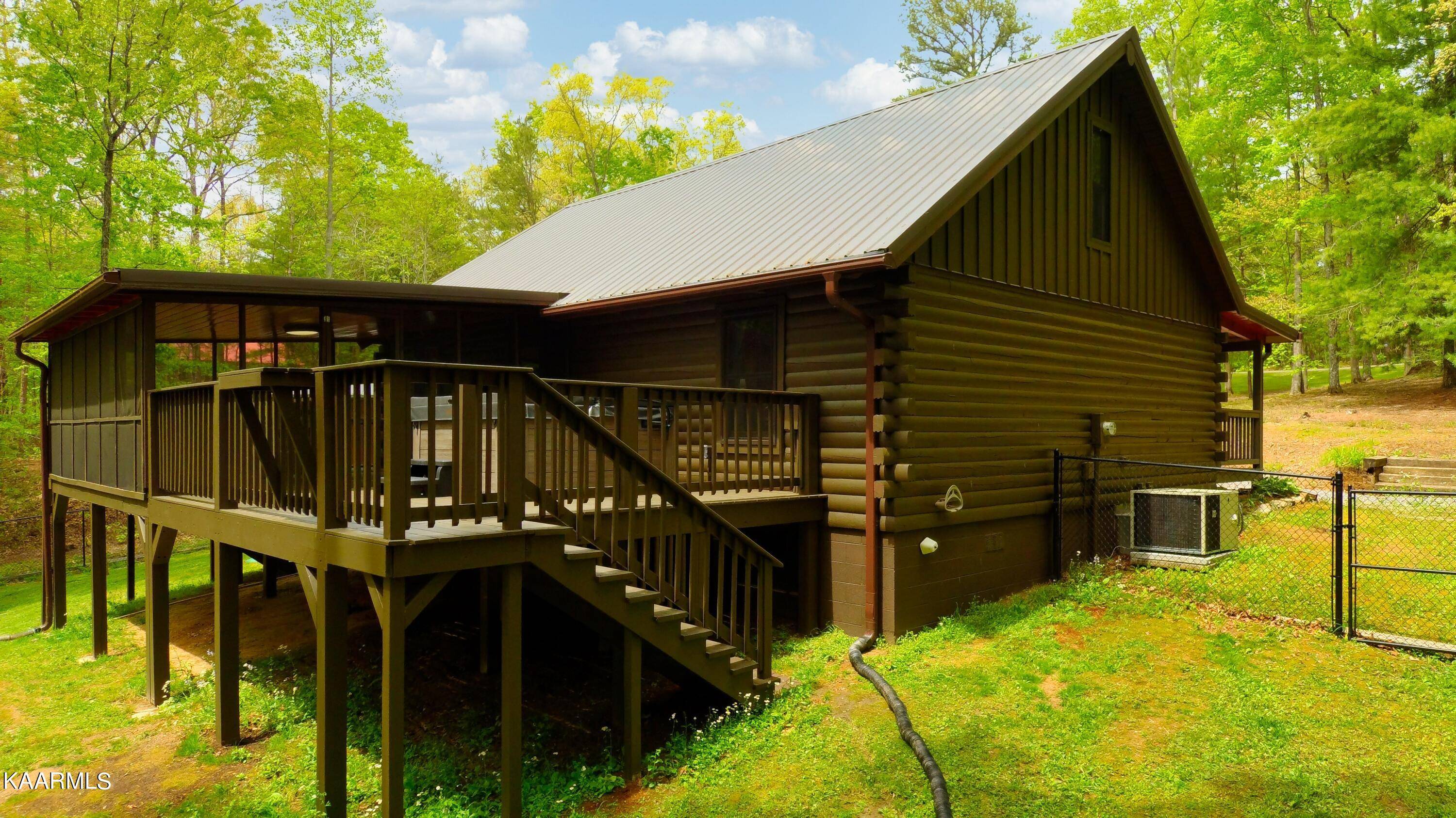 Tellico Plains, TN 37385,784 Cooper Hollow Rd