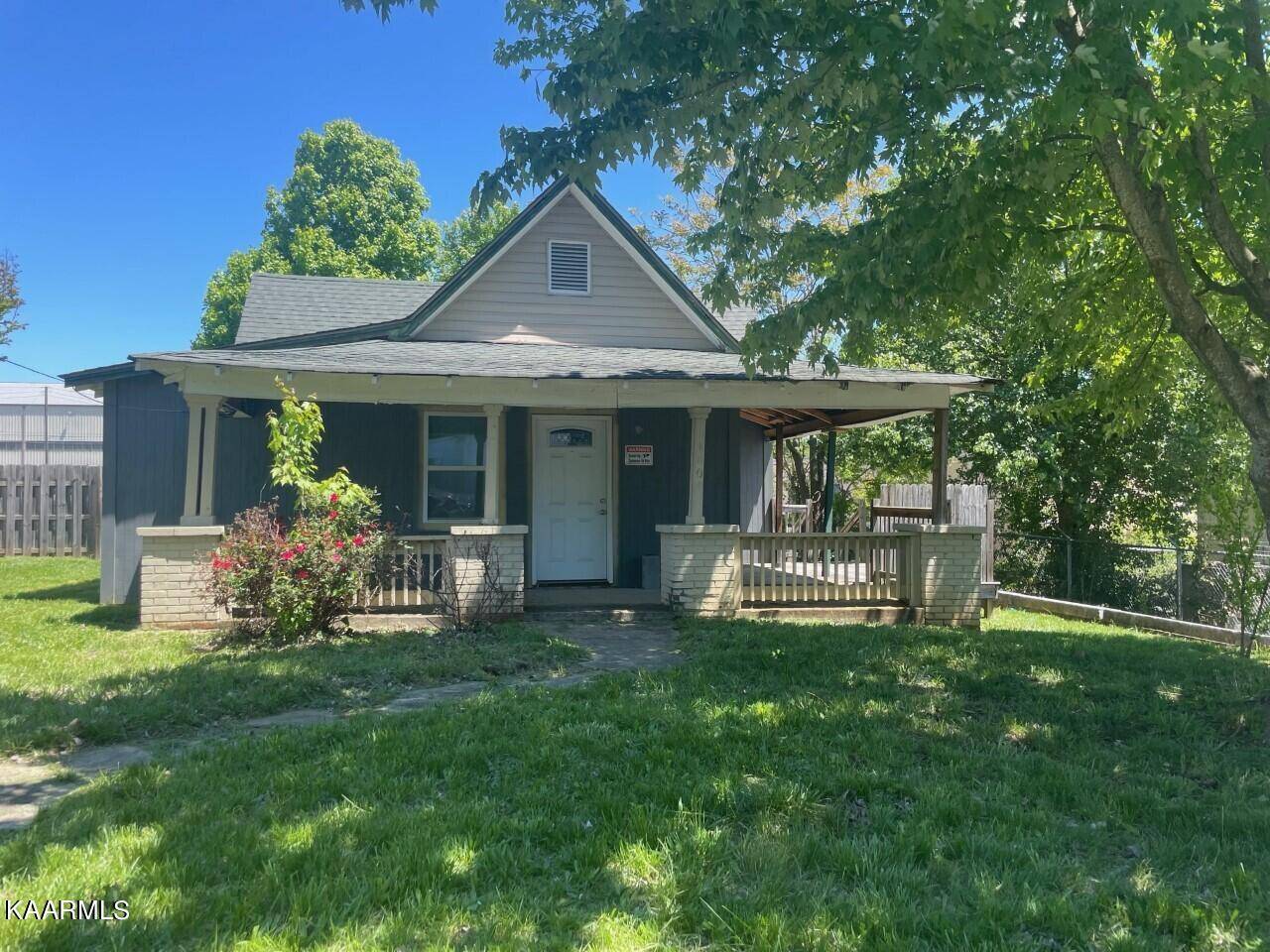 Knoxville, TN 37917,1604 8th Ave