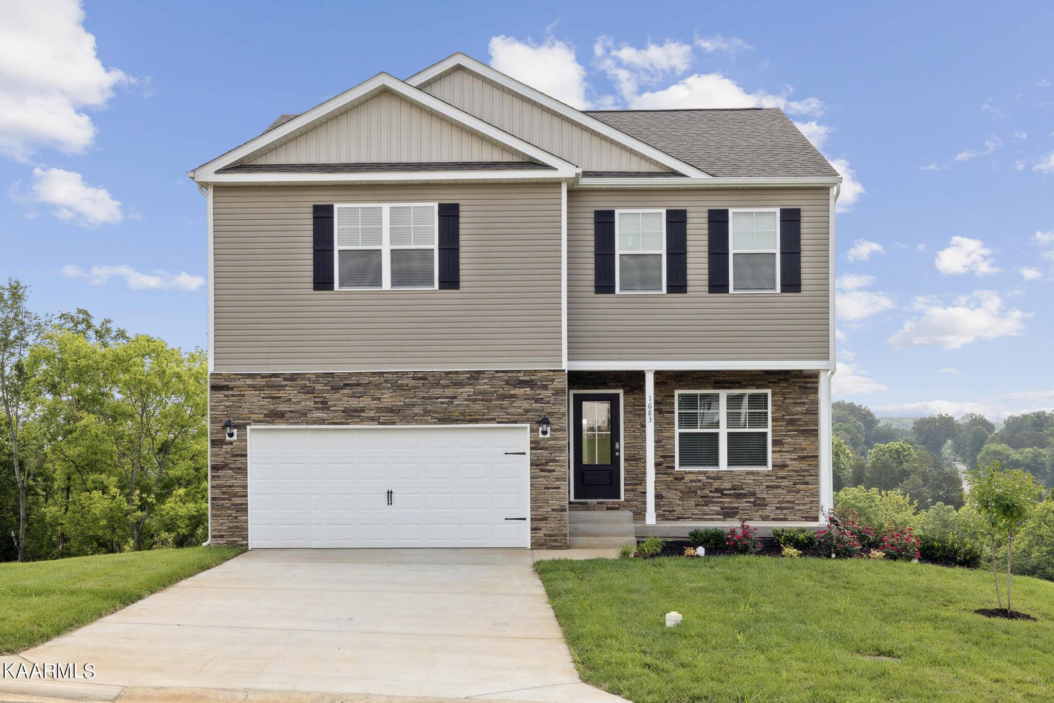 Morristown, TN 37814,1683 Pebblestone Ct.