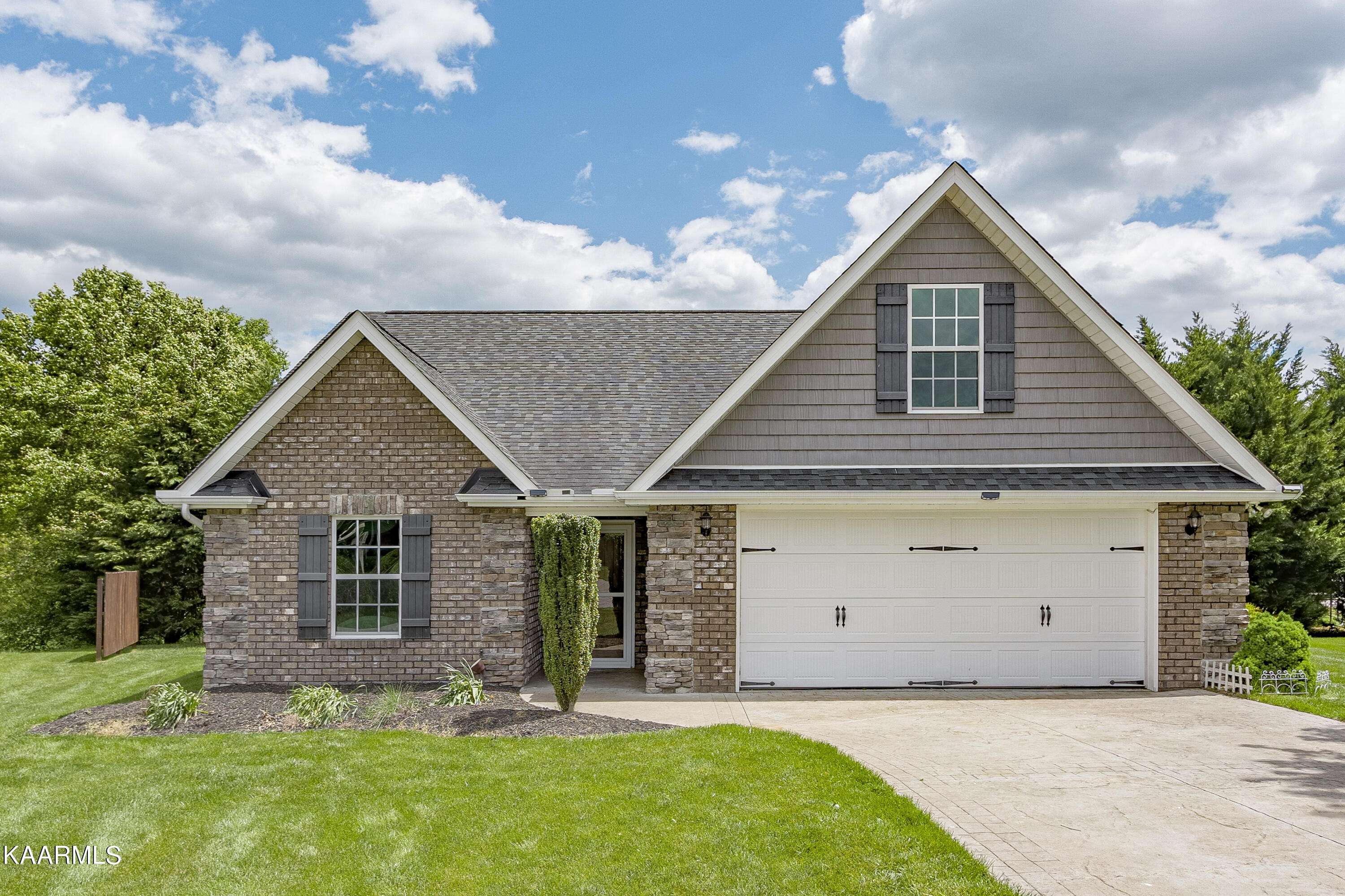 Corryton, TN 37721,8006 Garden Rose LN