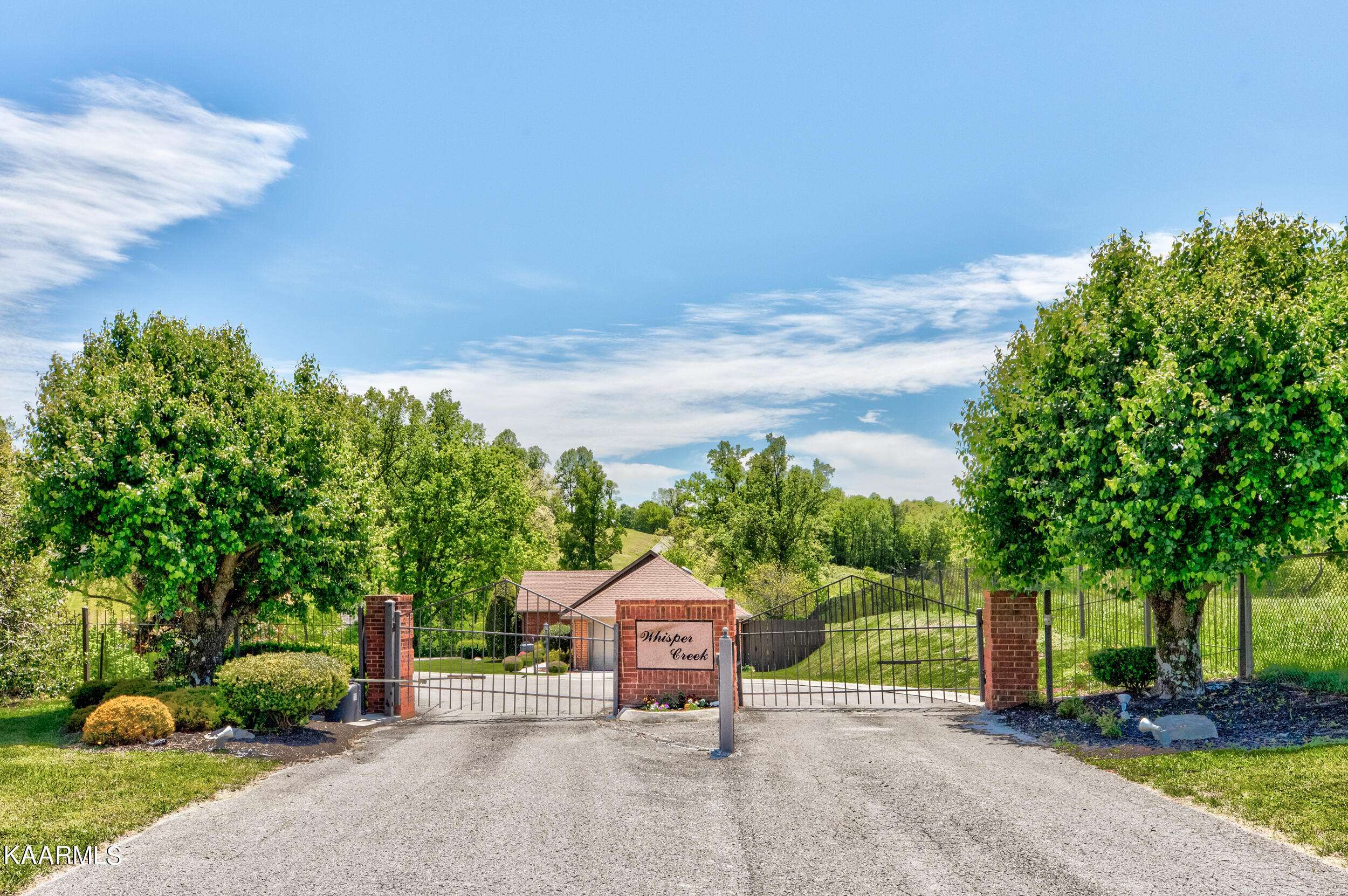 Lafollette, TN 37766,137 Whisper Creek Rd