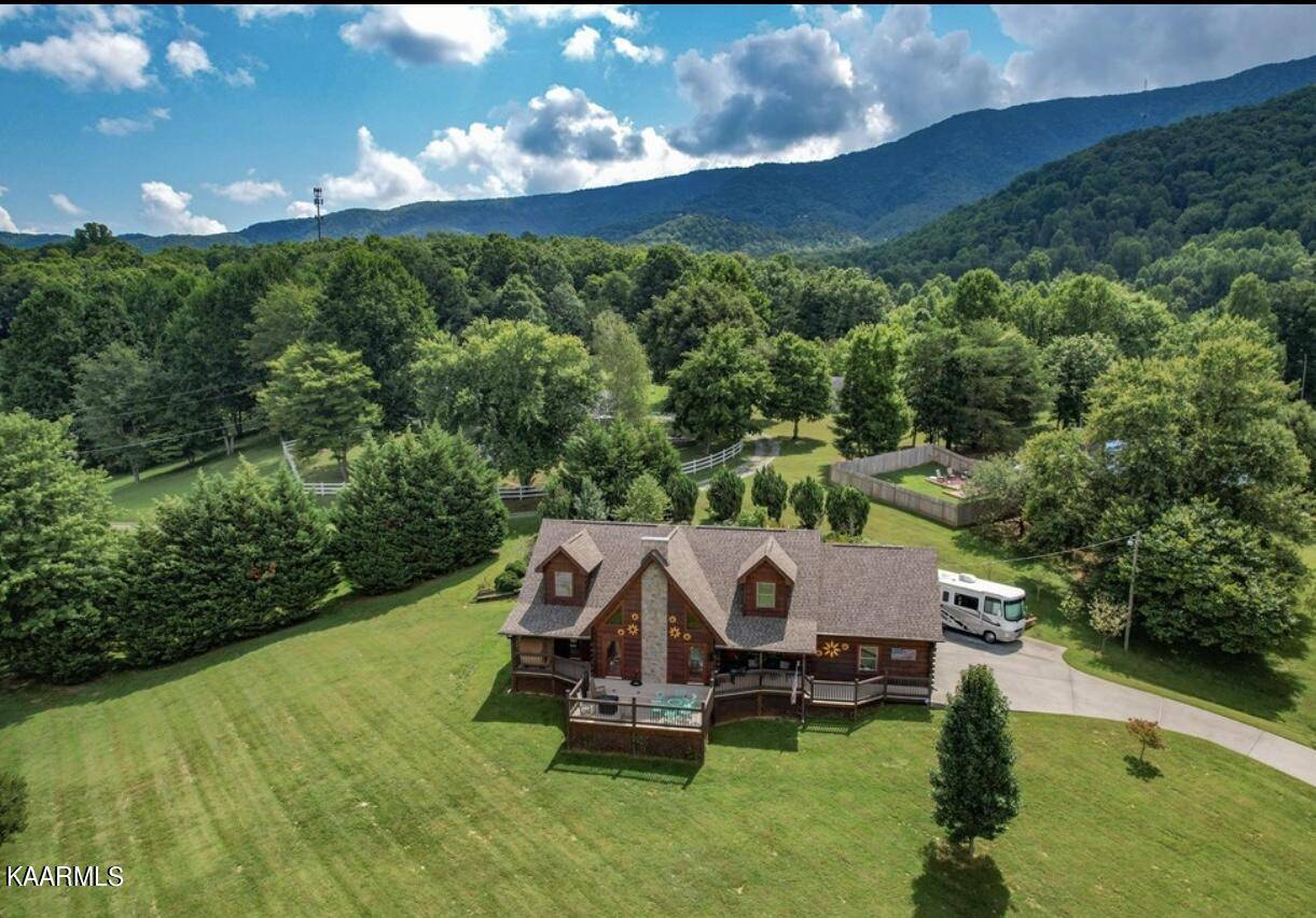 Sevierville, TN 37862,3320 Valley LN