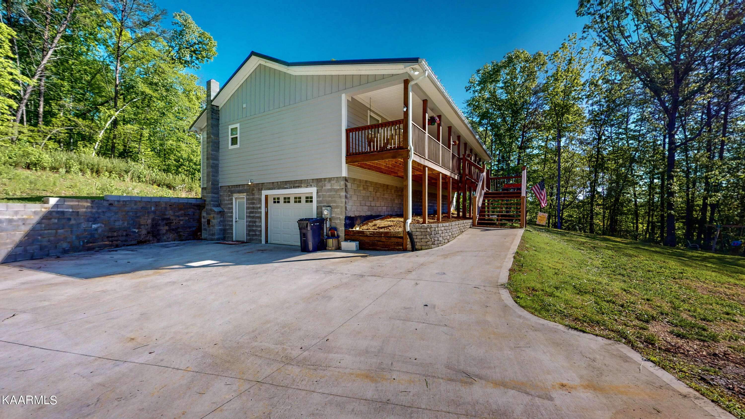 Tellico Plains, TN 37385,214 Dry Creek Road Rd