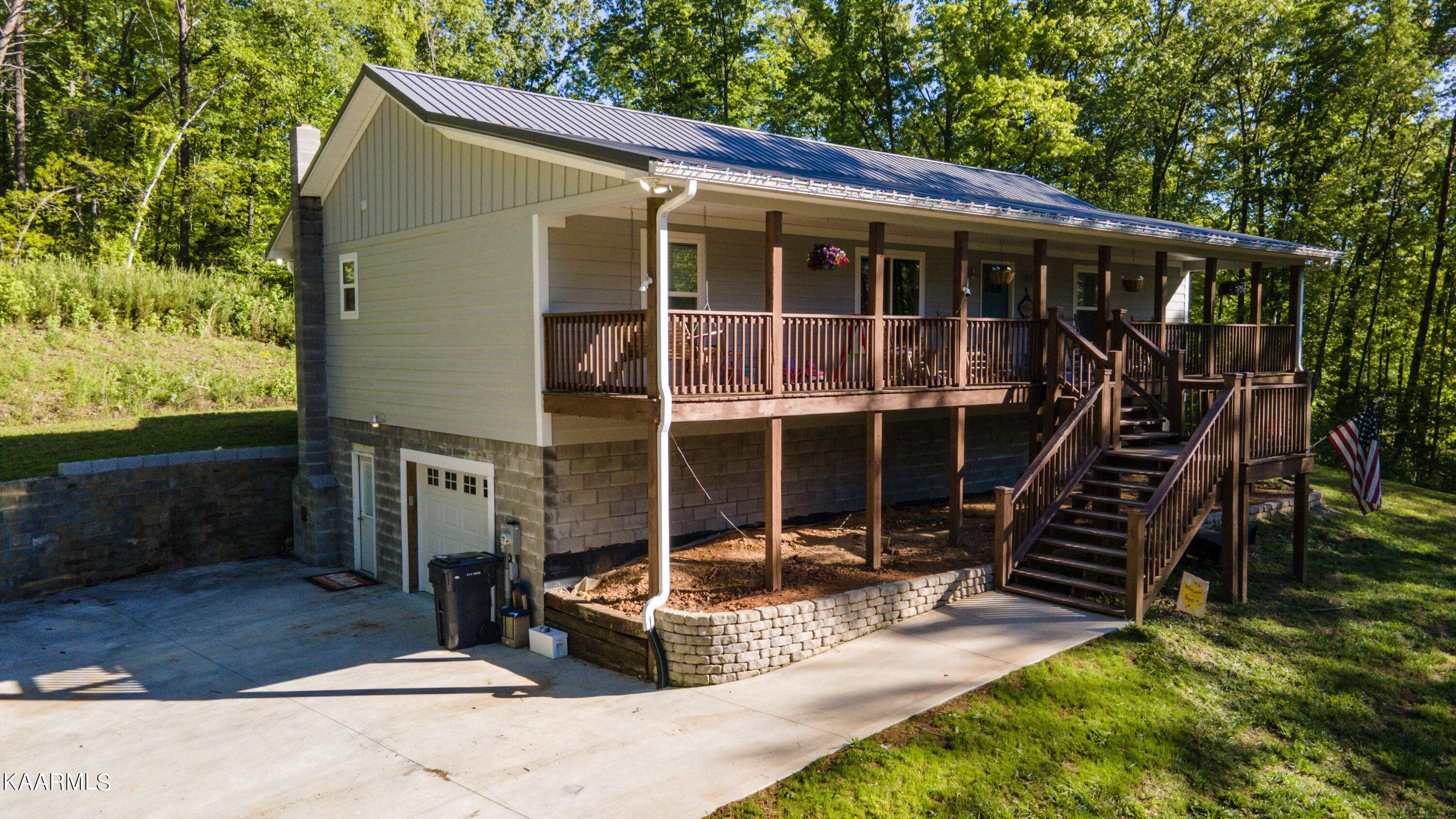 Tellico Plains, TN 37385,214 Dry Creek Road Rd