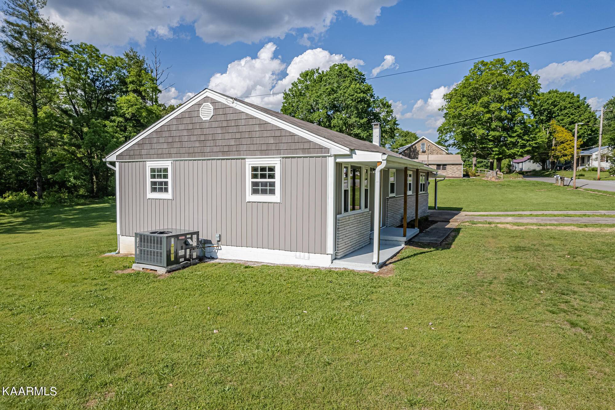 Niota, TN 37826,406 Farrell St