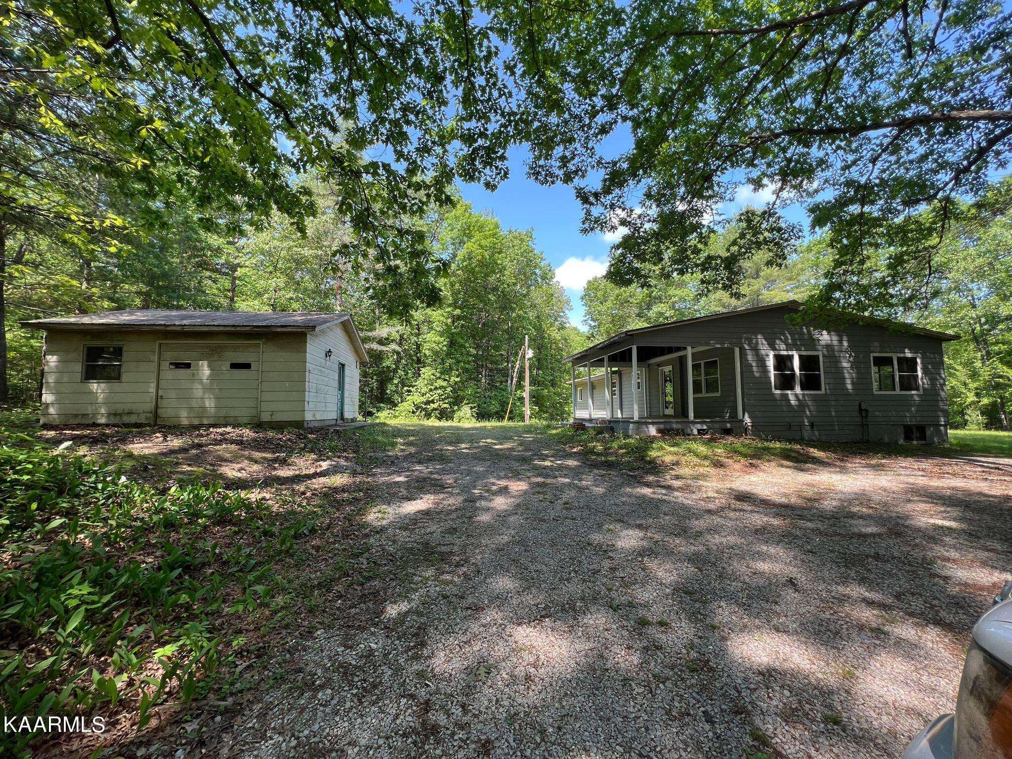 Deer Lodge, TN 37726,157 Red Wing LN