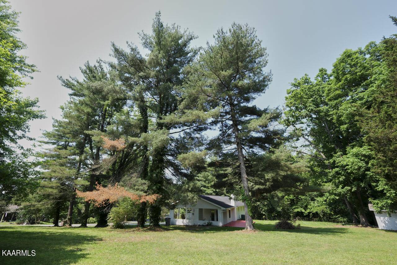 Talbott, TN 37877,7740 Hoskins Rd
