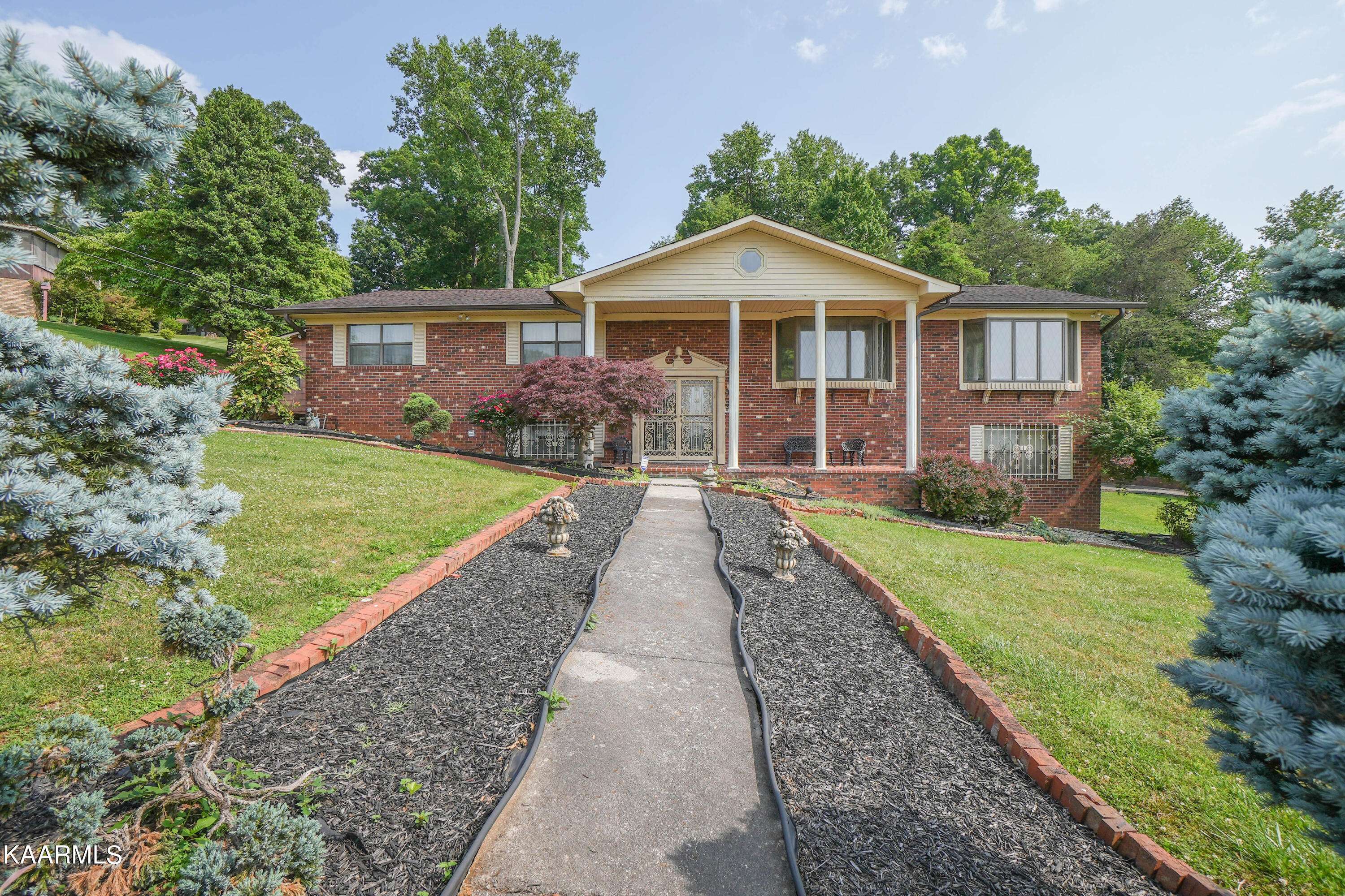 Louisville, TN 37777,1242 Top Hill CIR