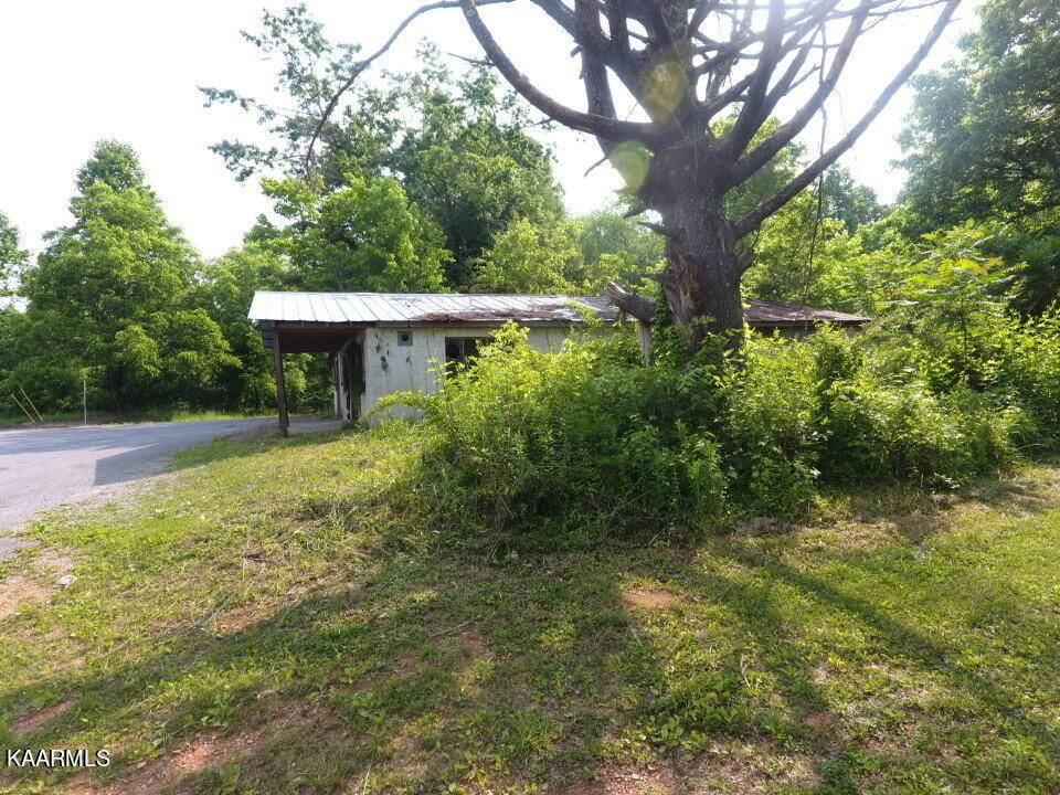 Tellico Plains, TN 37385,1503 Reliance Rd