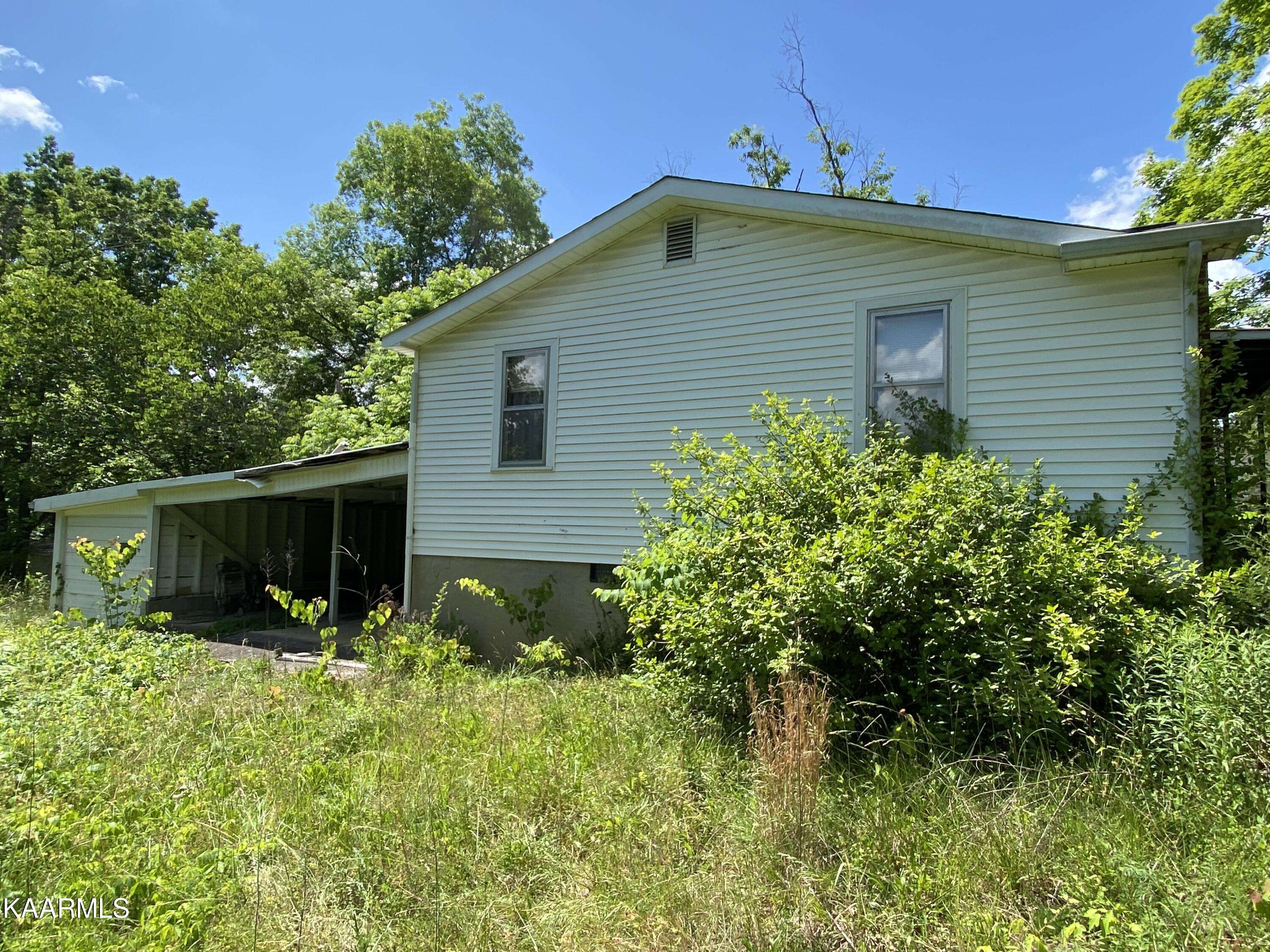 Corryton, TN 37721,9033 Bud Hawkins Rd