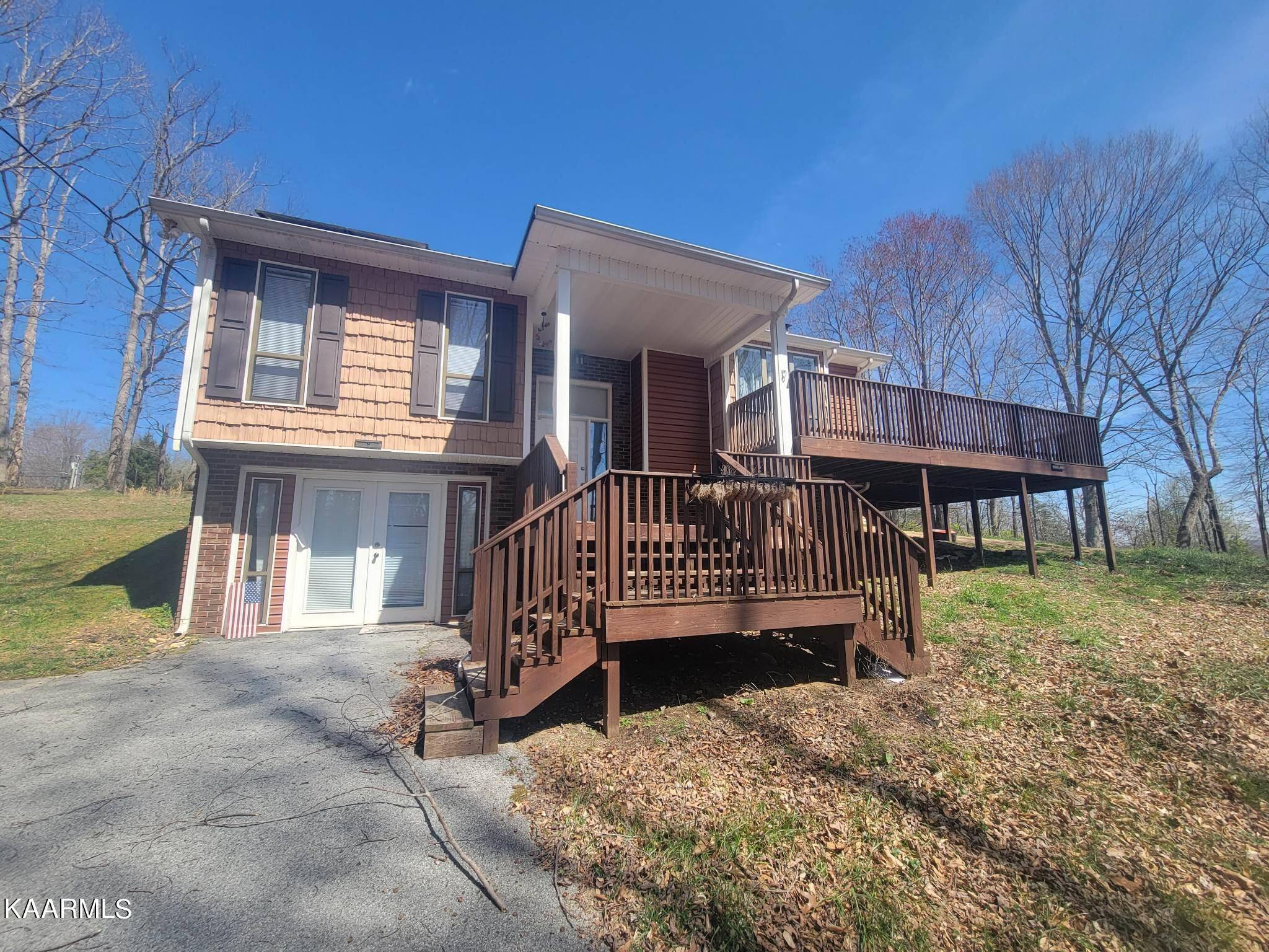 Oneida, TN 37841,346 HC Smith DR