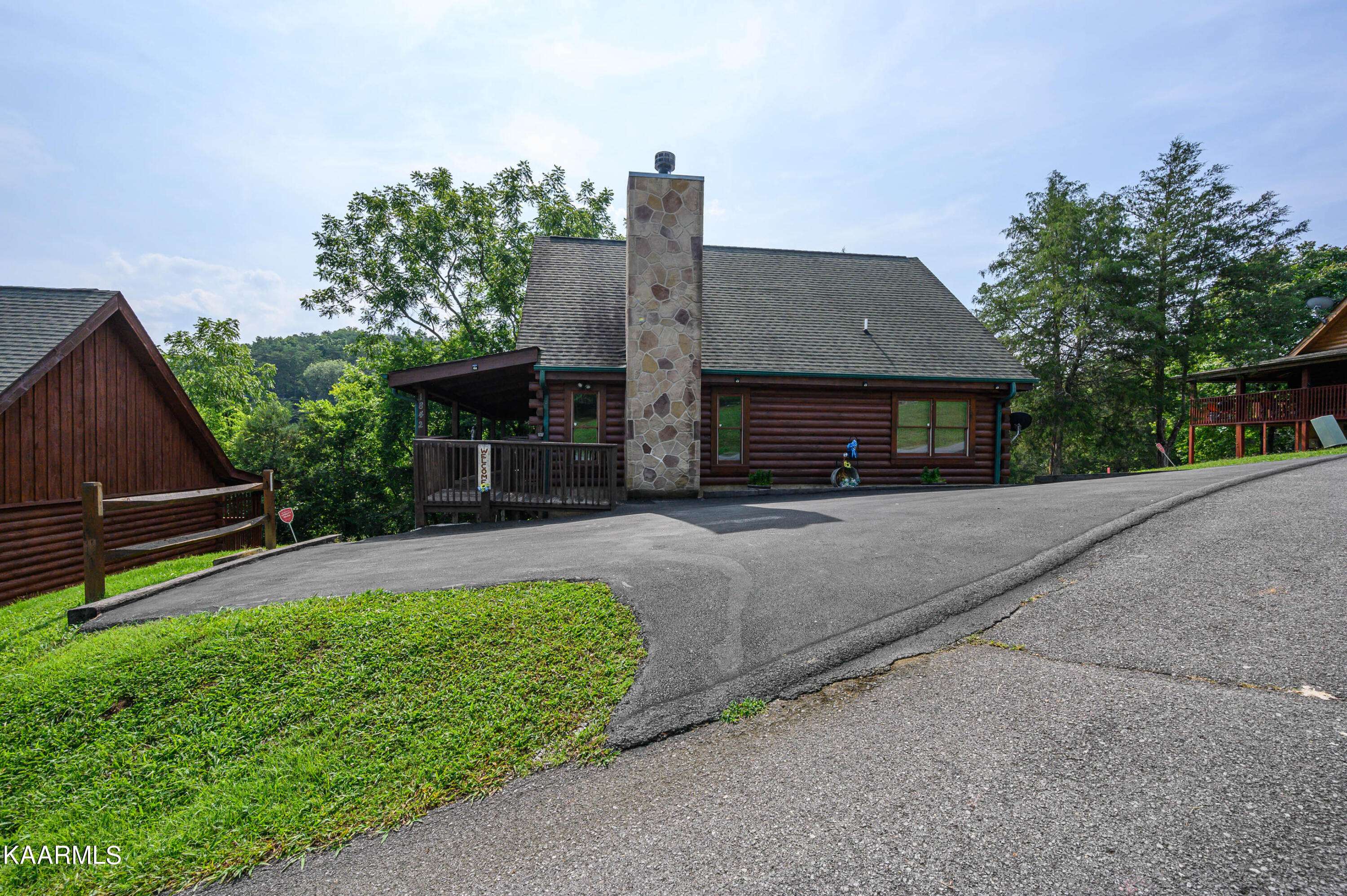 Sevierville, TN 37862,1842 Trout WAY