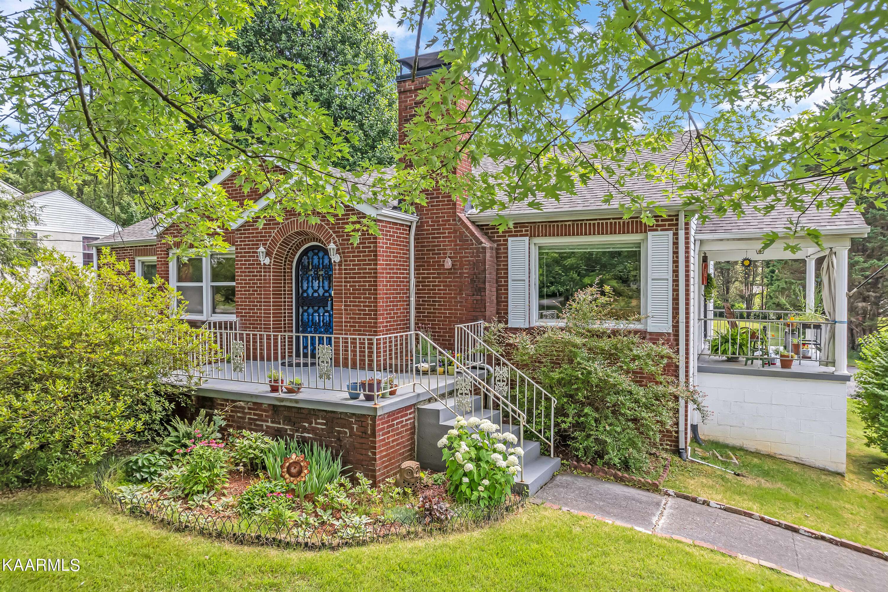 Knoxville, TN 37917,2919 Knox LN