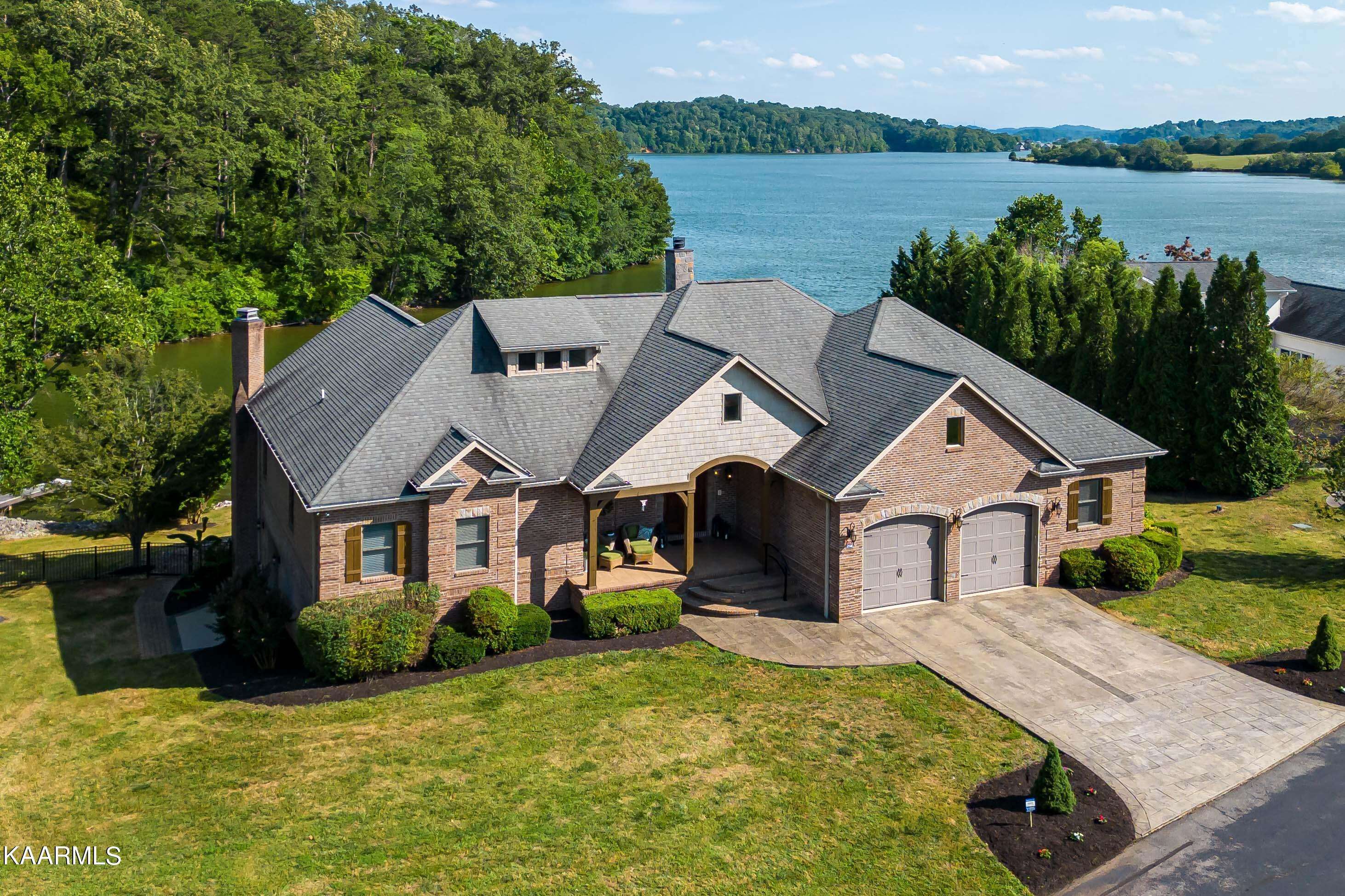 Louisville, TN 37777,4786 Driftwood LN