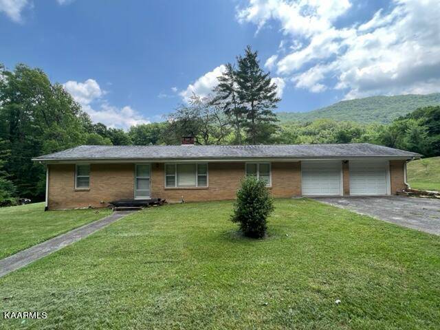 Walland, TN 37886,4738 Nebo Rd