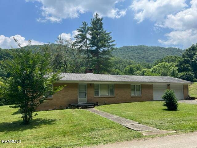 Walland, TN 37886,4738 Nebo Rd