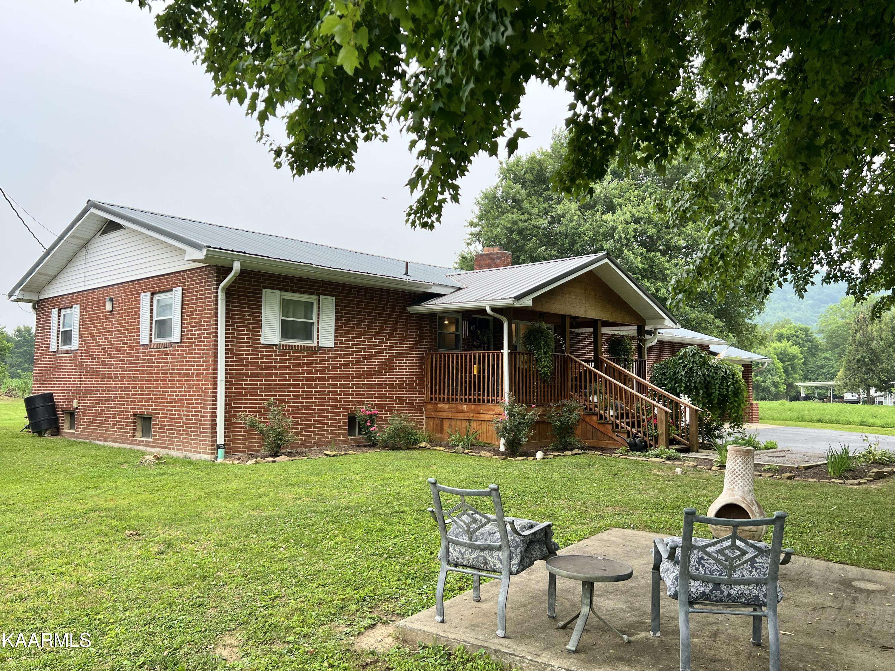 Newcomb, TN 37819,196 Wooldridge PIKE