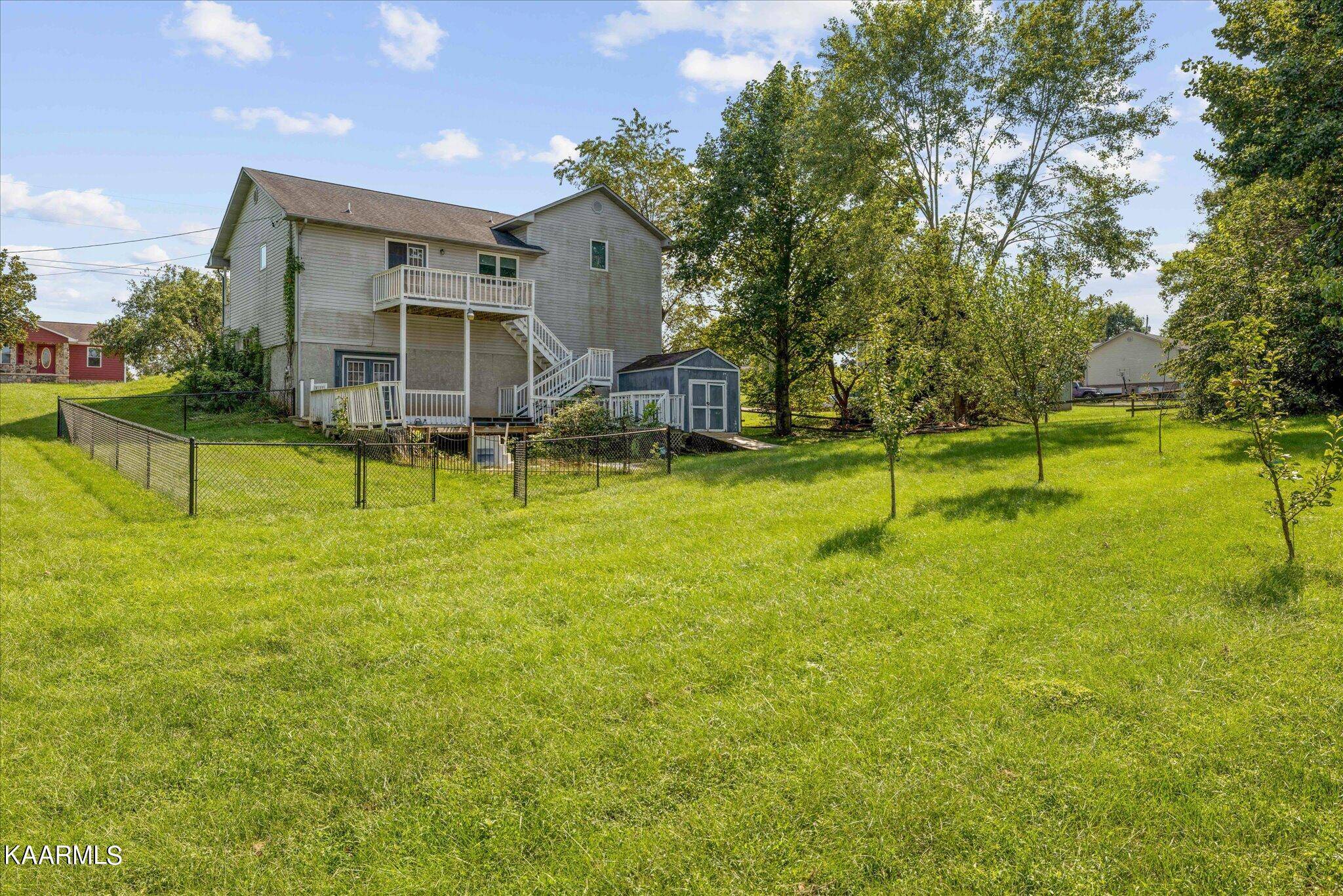 Seymour, TN 37865,914 Dora St