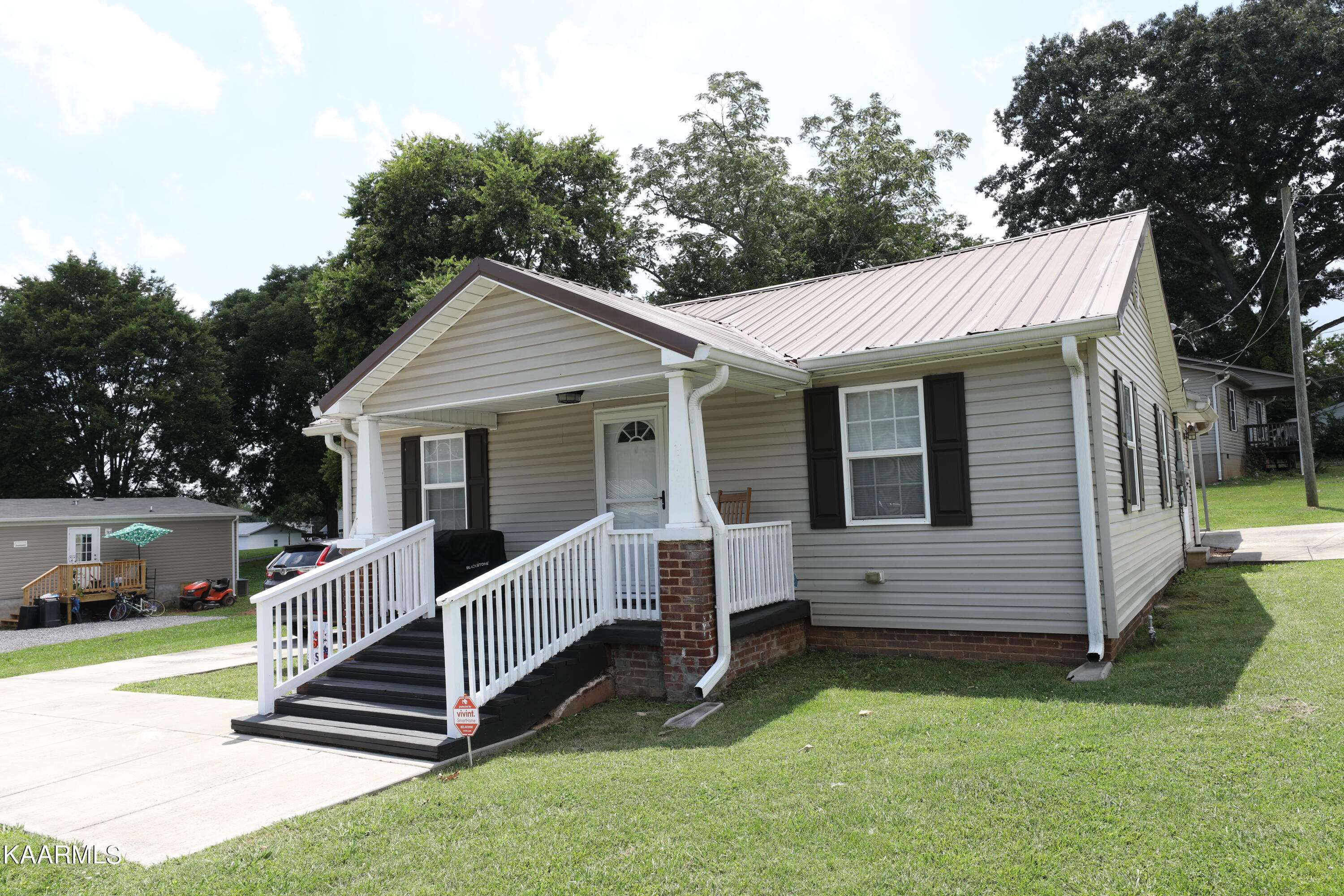 Sweetwater, TN 37874,307 Lenoir St