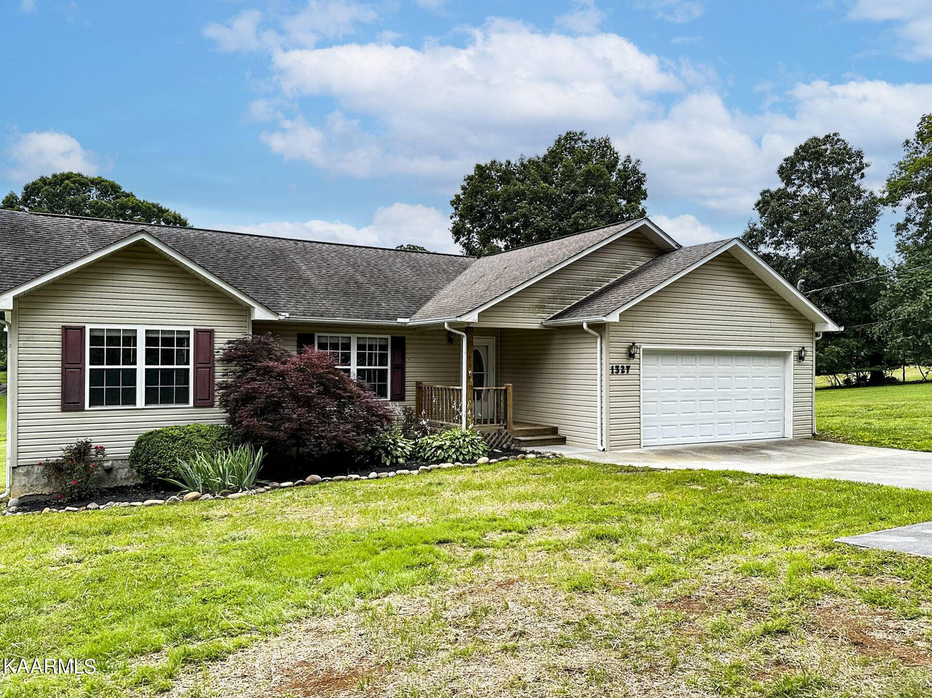 Dandridge, TN 37725,1327 Old Chisholm Tr