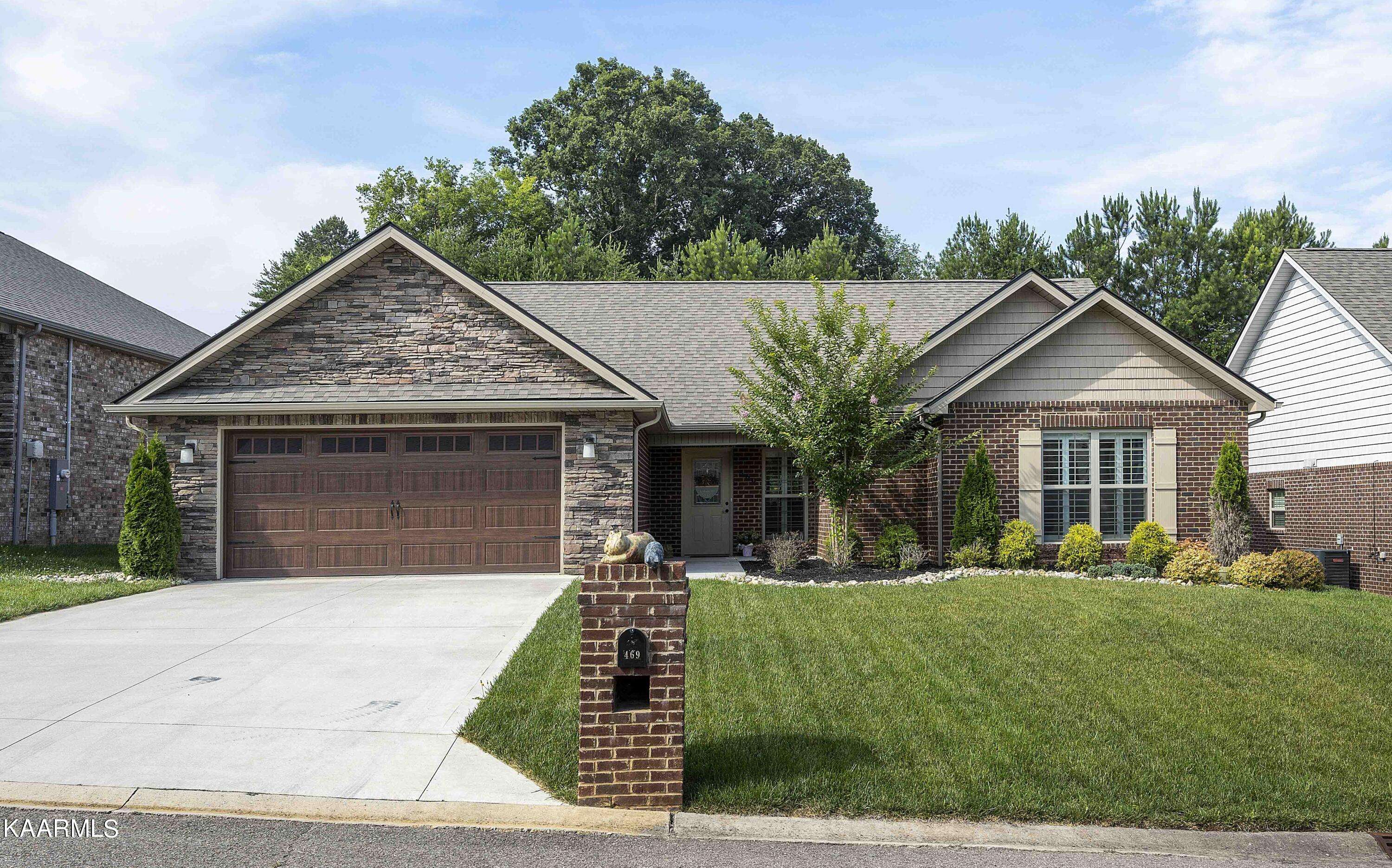 Lenoir City, TN 37772,469 Conner LN