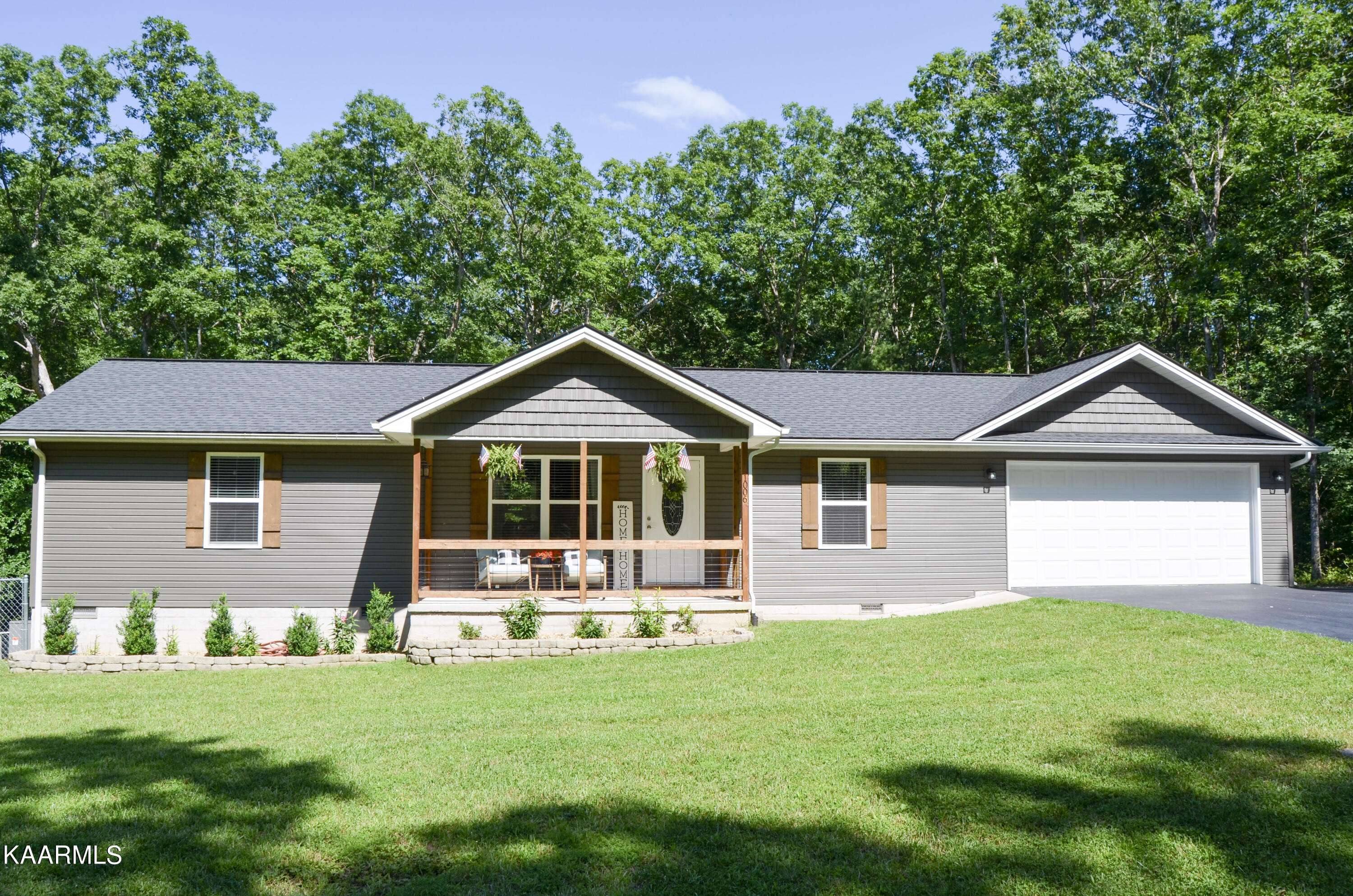 Crossville, TN 38572,1006 Redwing DR