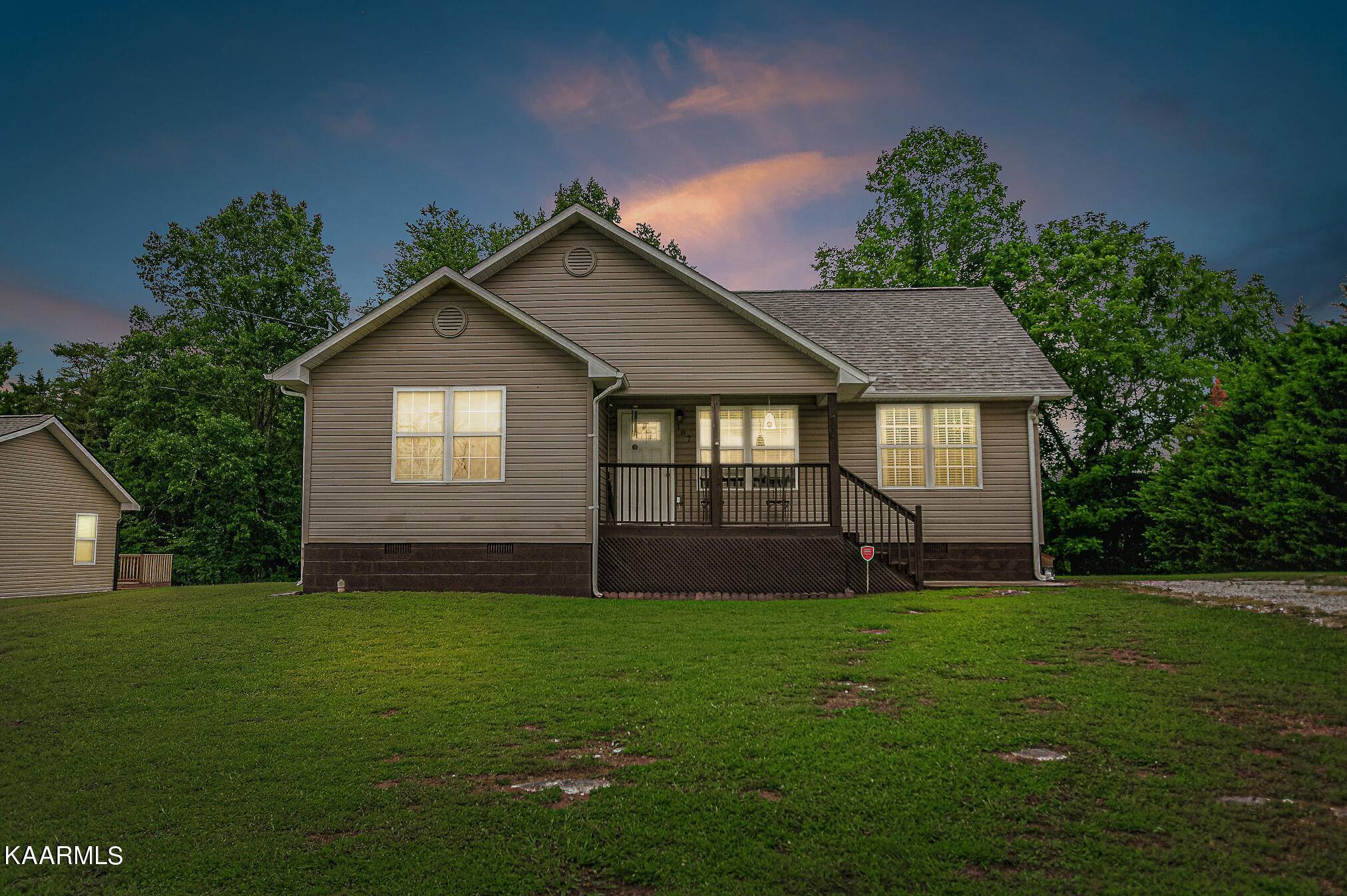 Lafollette, TN 37766,187 Sandy CIR