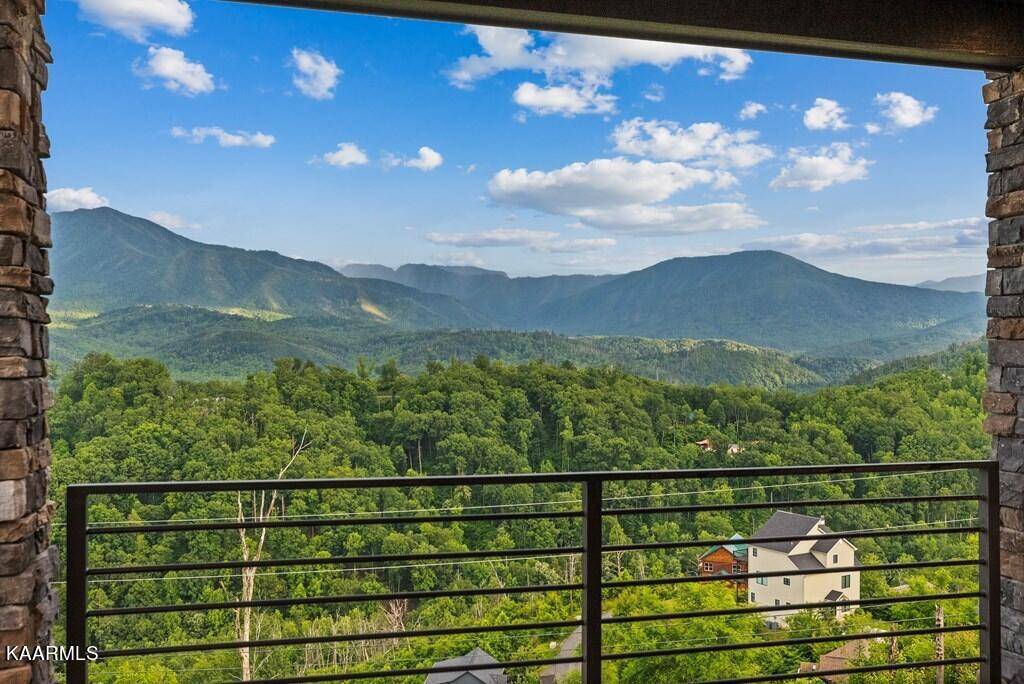 Gatlinburg, TN 37738,739 Village Loop Rd