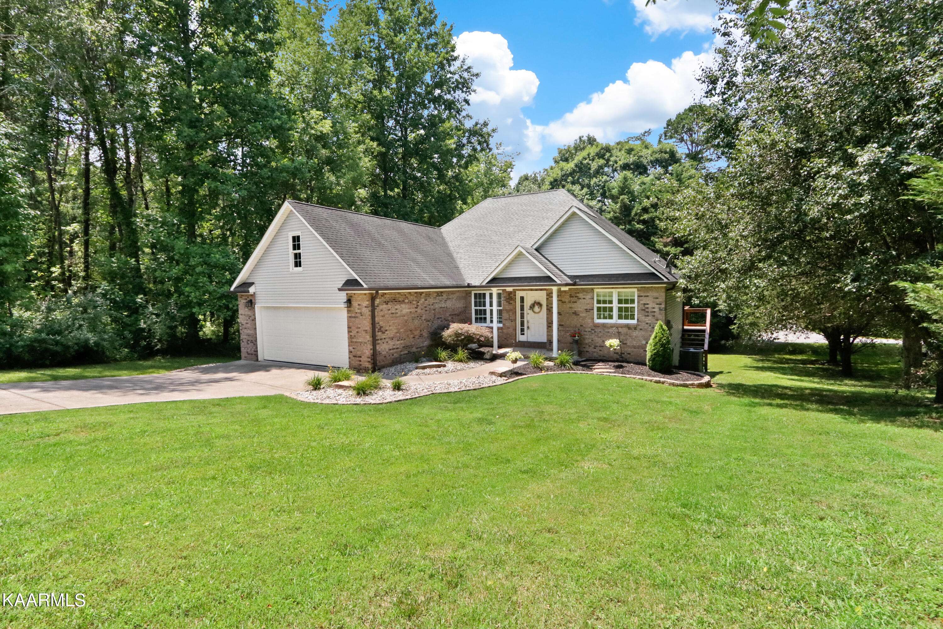 Loudon, TN 37774,101 Chanusi WAY