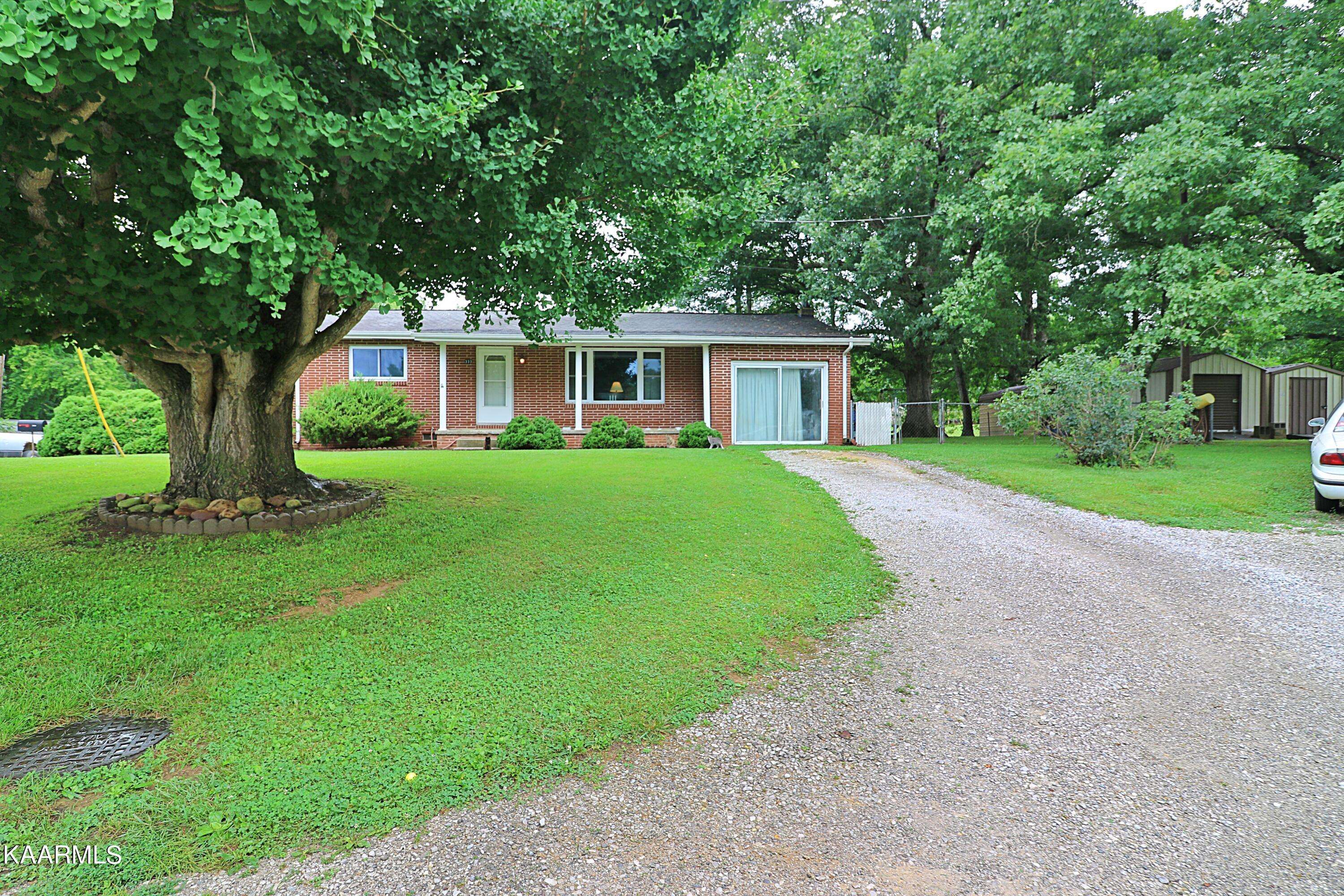 Oneida, TN 37841,333 Sunny LN