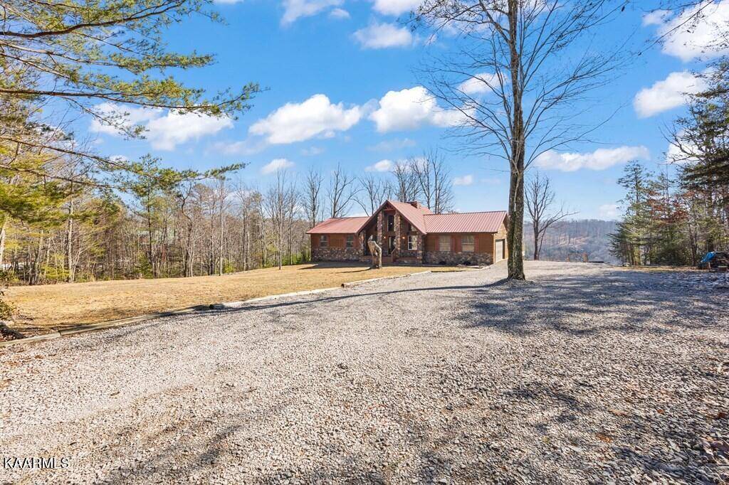 Spencer, TN 38585,147 Dakota LN