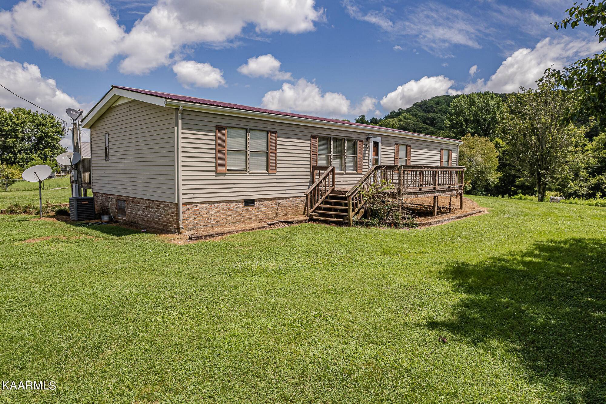 Sweetwater, TN 37874,293 County Road 351 Rd