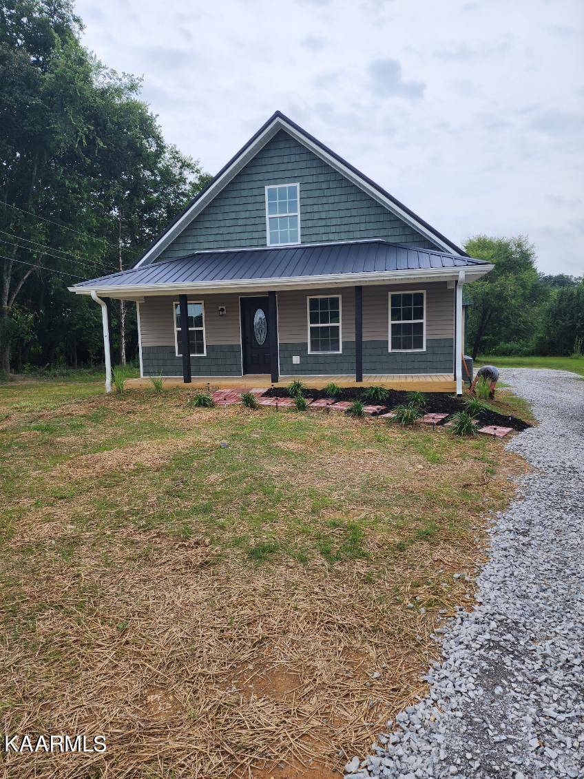 Sweetwater, TN 37874,123 Twin Oaks Rd