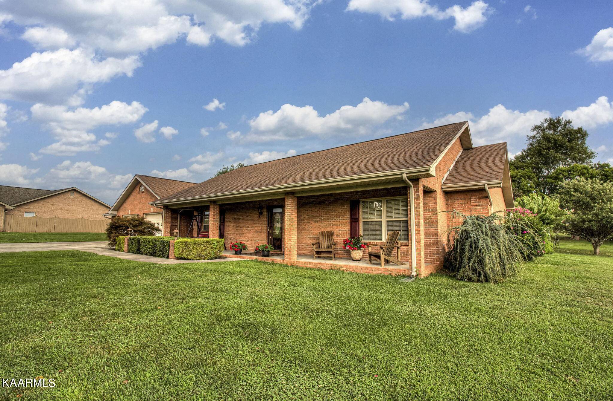 Kodak, TN 37764,681 Southview CIR