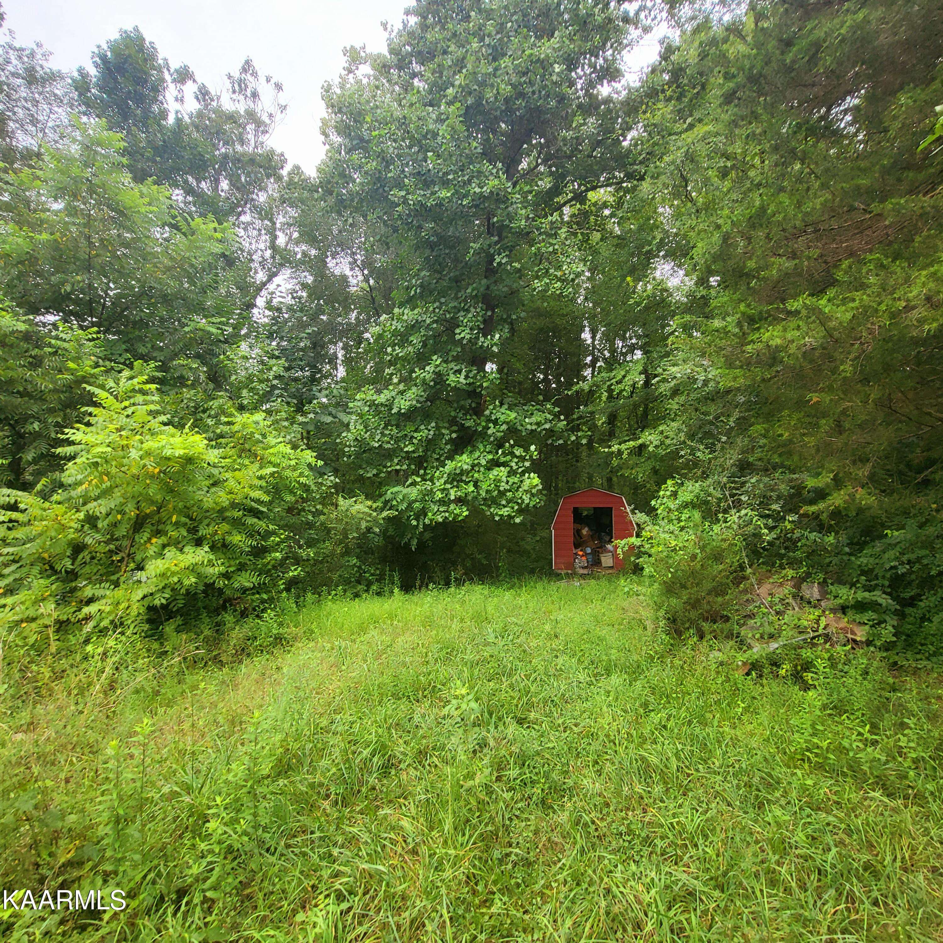 Oliver Springs, TN 37840,530 Sleepy Hollow Rd