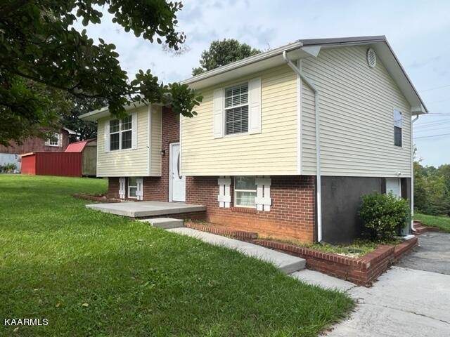 Tazewell, TN 37879,110 Opal St