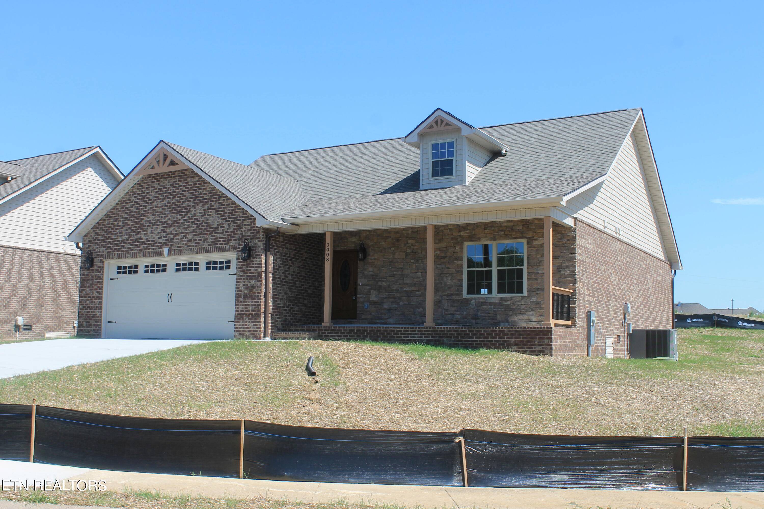 Dandridge, TN 37725,3008 Villas Creekside Drive