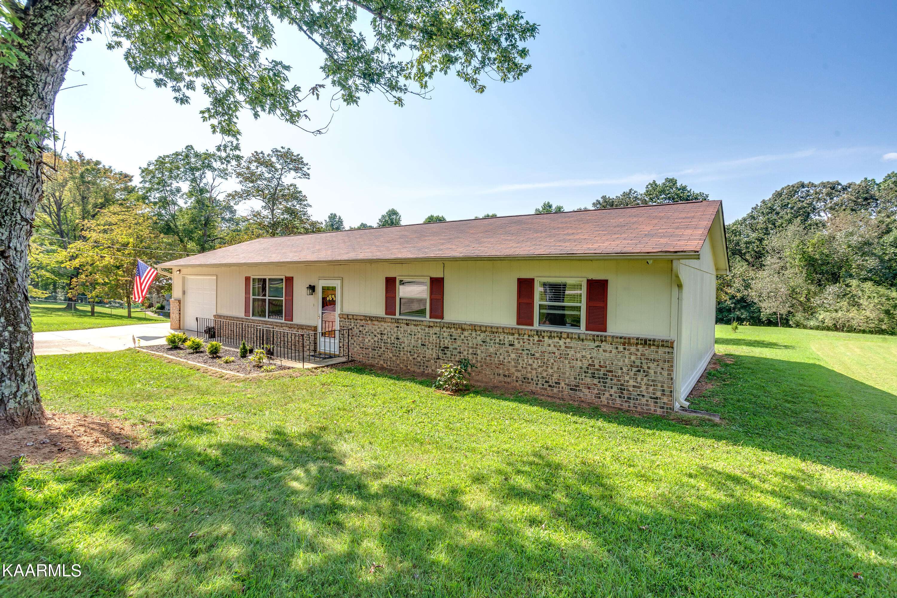 Rockwood, TN 37854,256 Dan CIR