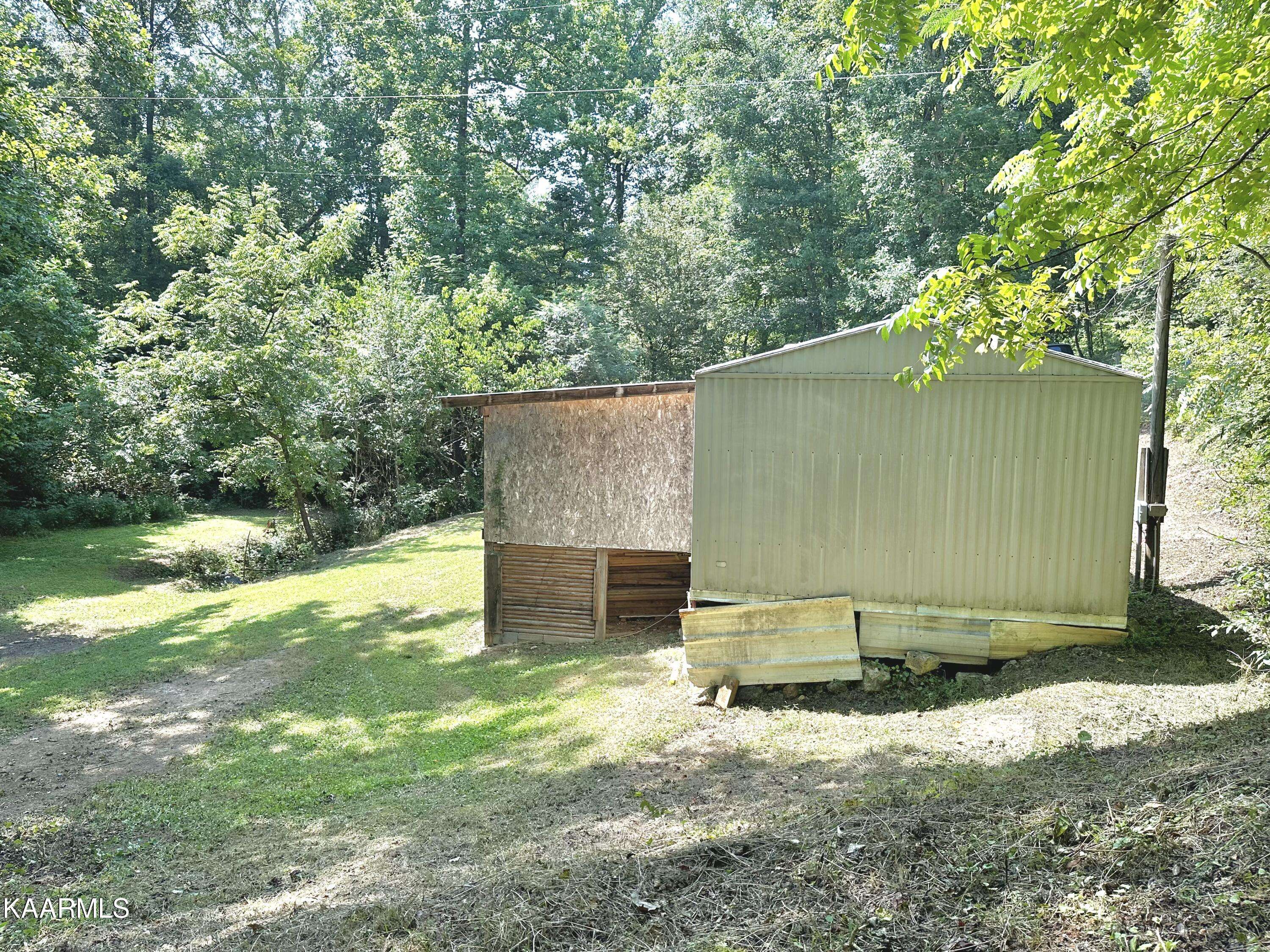 Heiskell, TN 37754,206 Davidson Hollow Rd